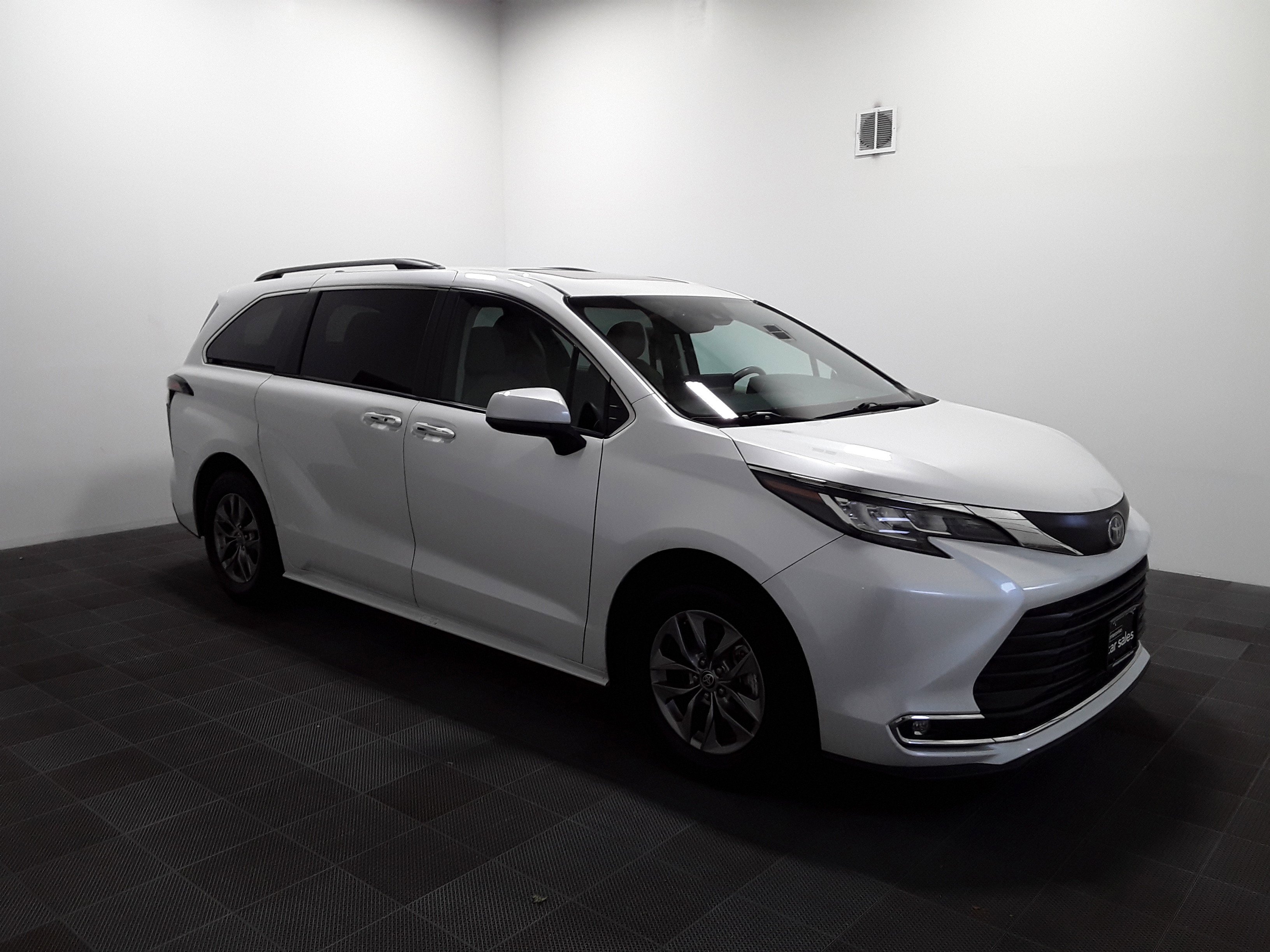 2023 Toyota Sienna
