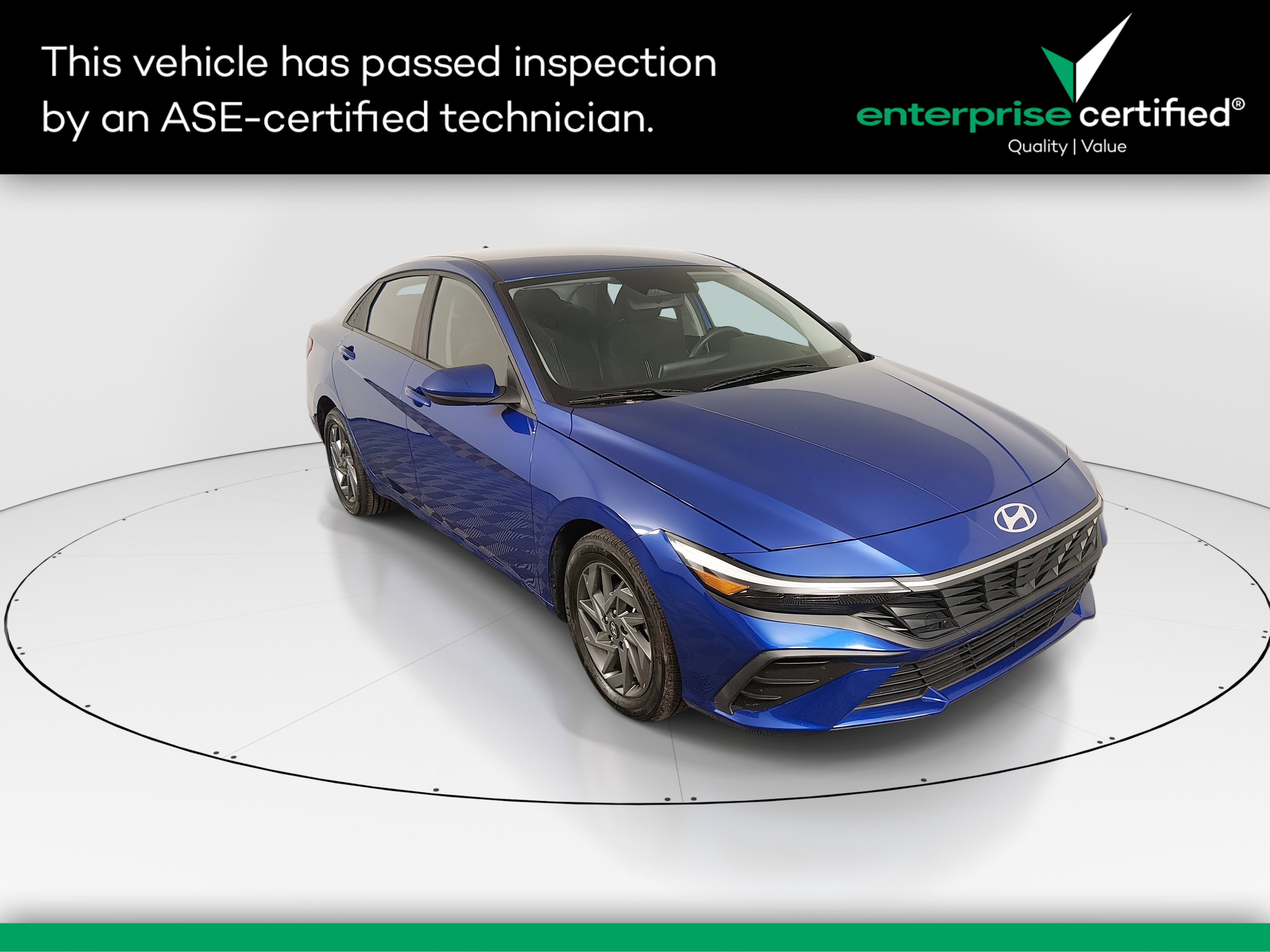 2024 Hyundai Elantra SEL's photo