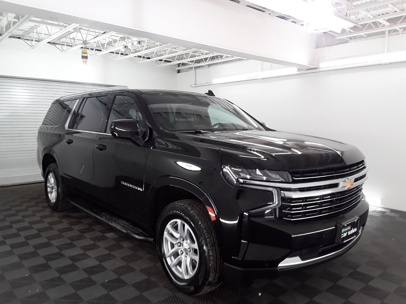 2023 Chevrolet Suburban LT 4WD 4dr