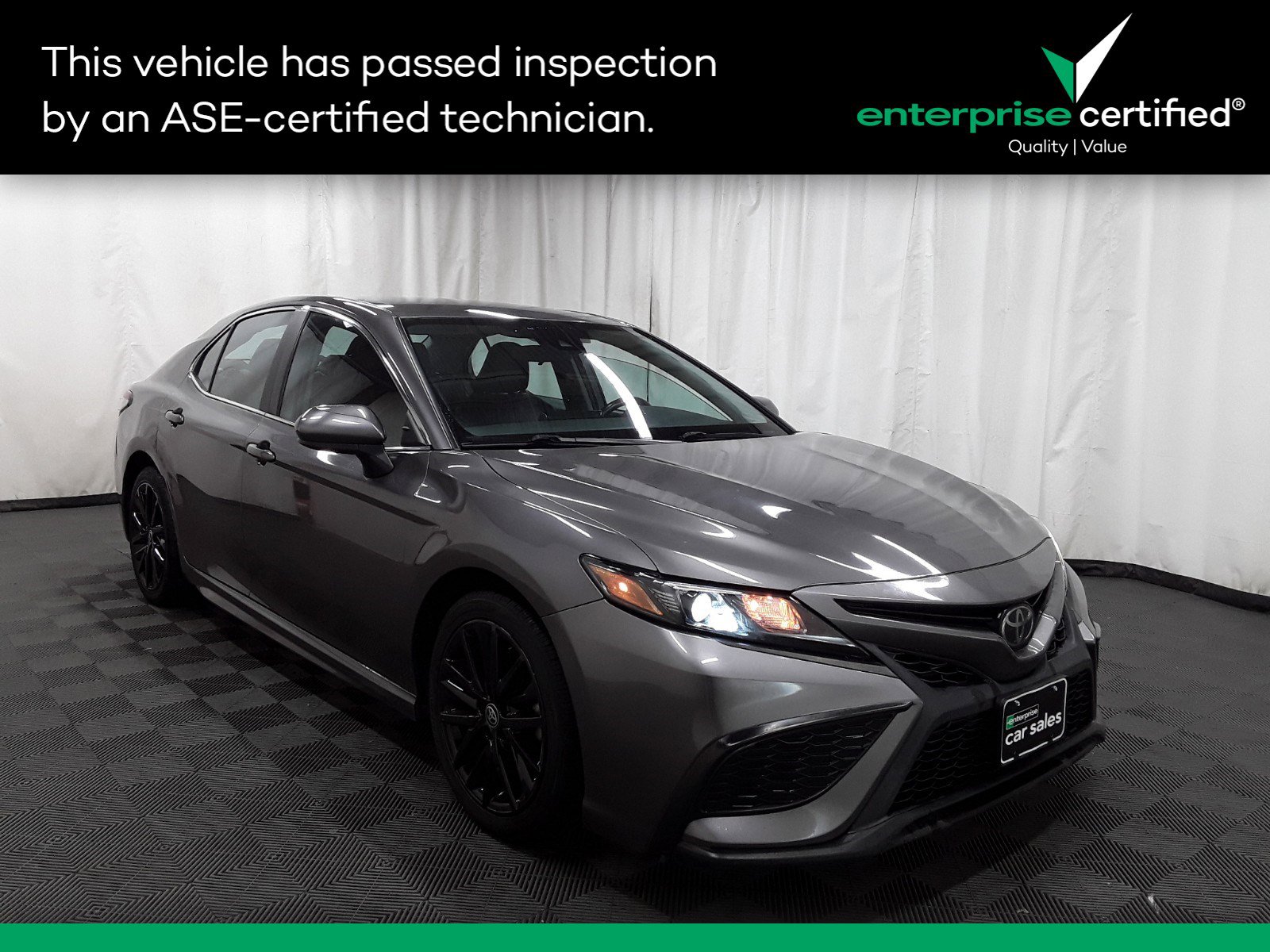 Used 2021 Toyota Camry SE Auto