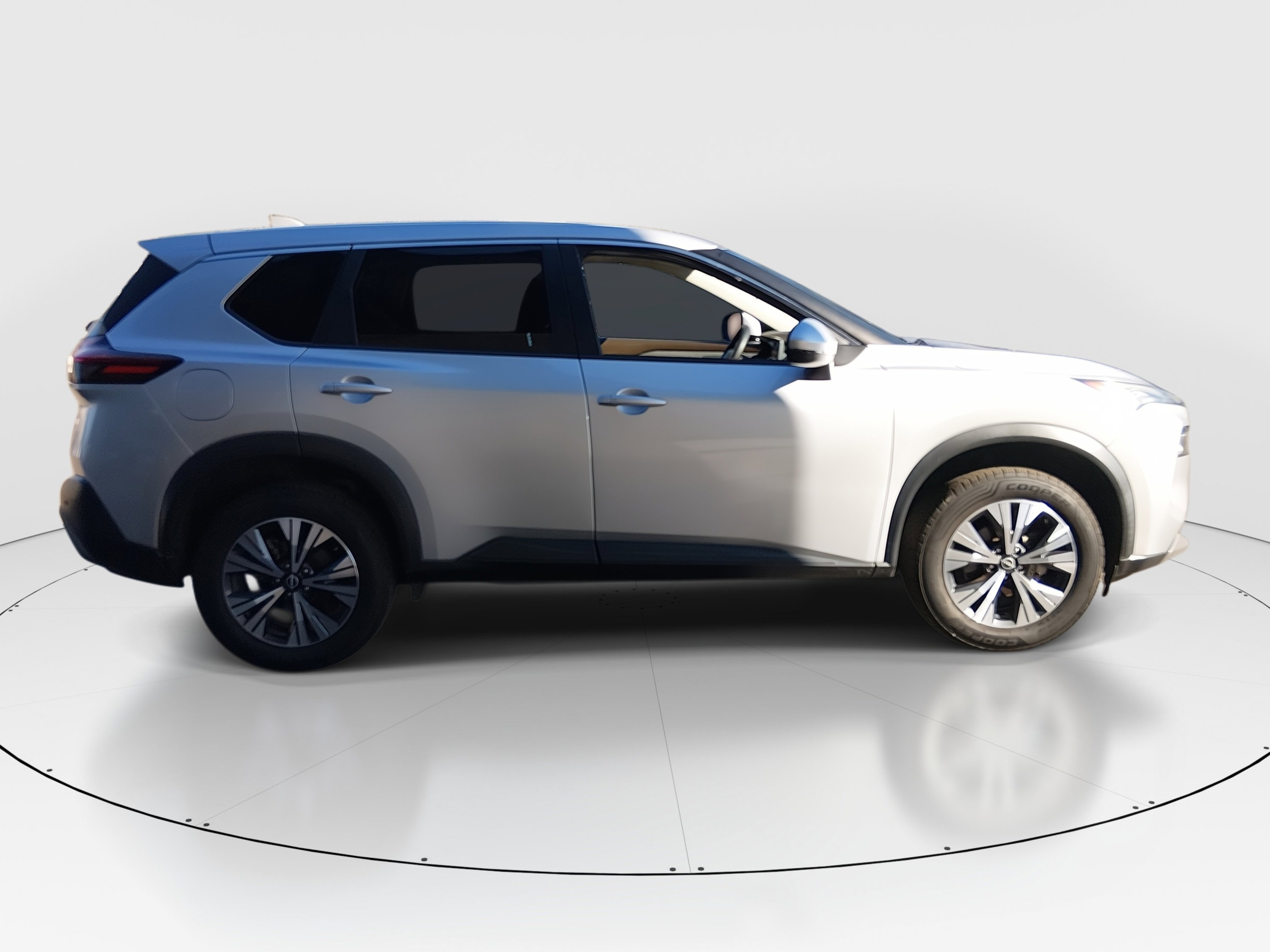 Image of Used 2022 Nissan Rogue FWD SV