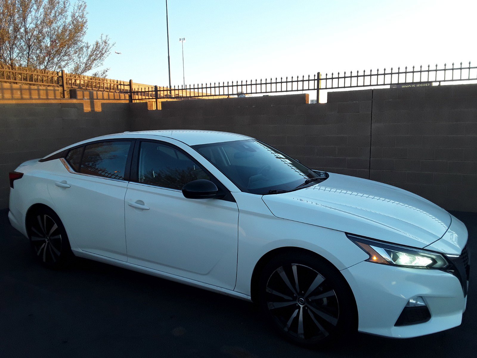 2021 Nissan Altima 2.5 SR Sedan