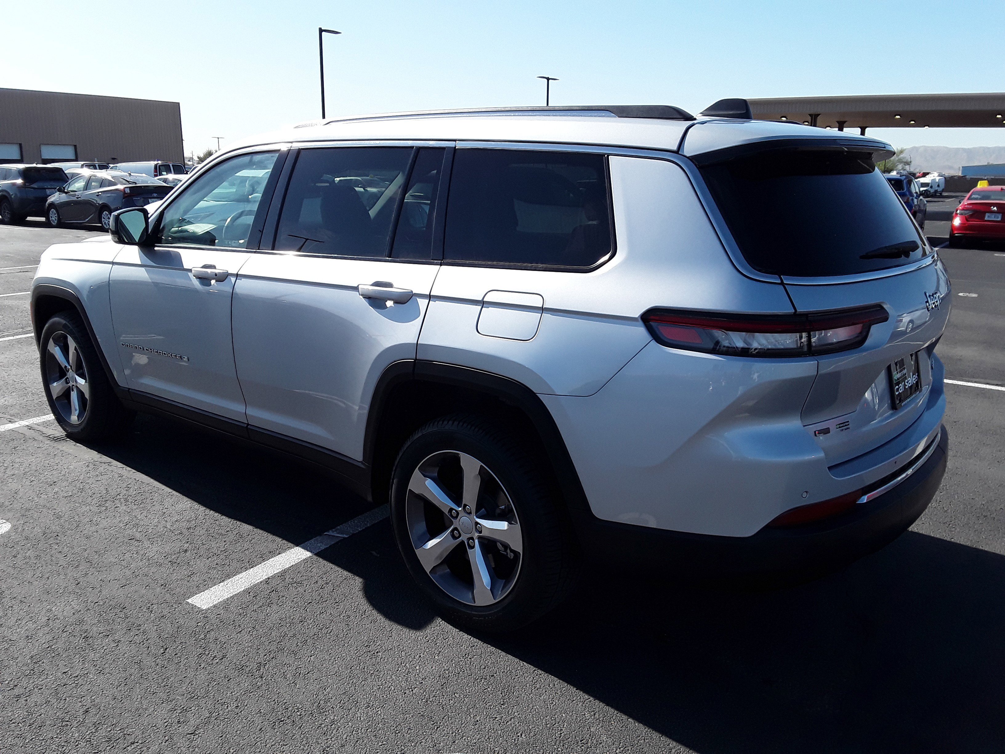 Image 3 of Used 2021 Jeep Grand Cherokee L Limited 4x2