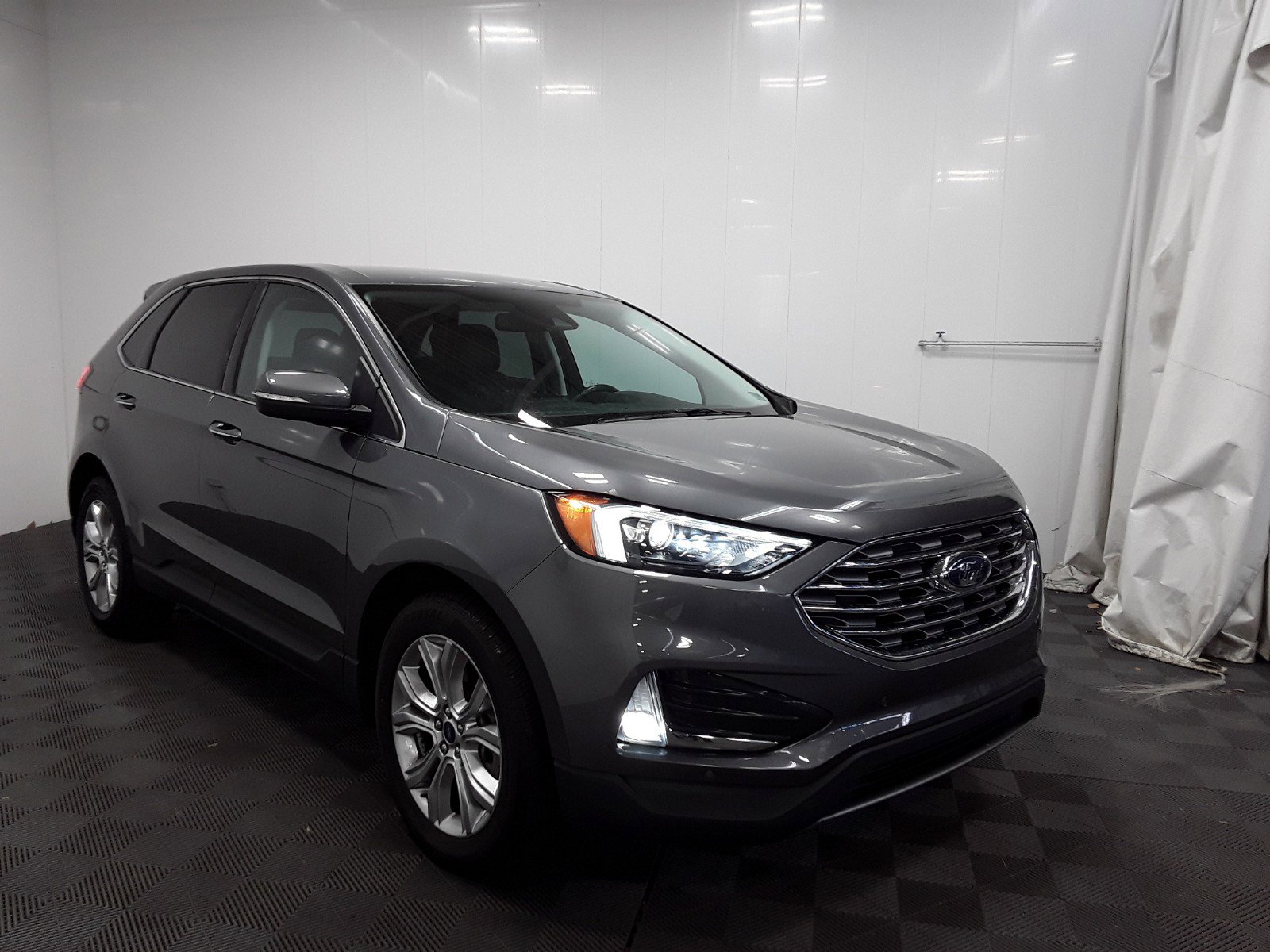 Used 2022 Ford Edge Titanium AWD