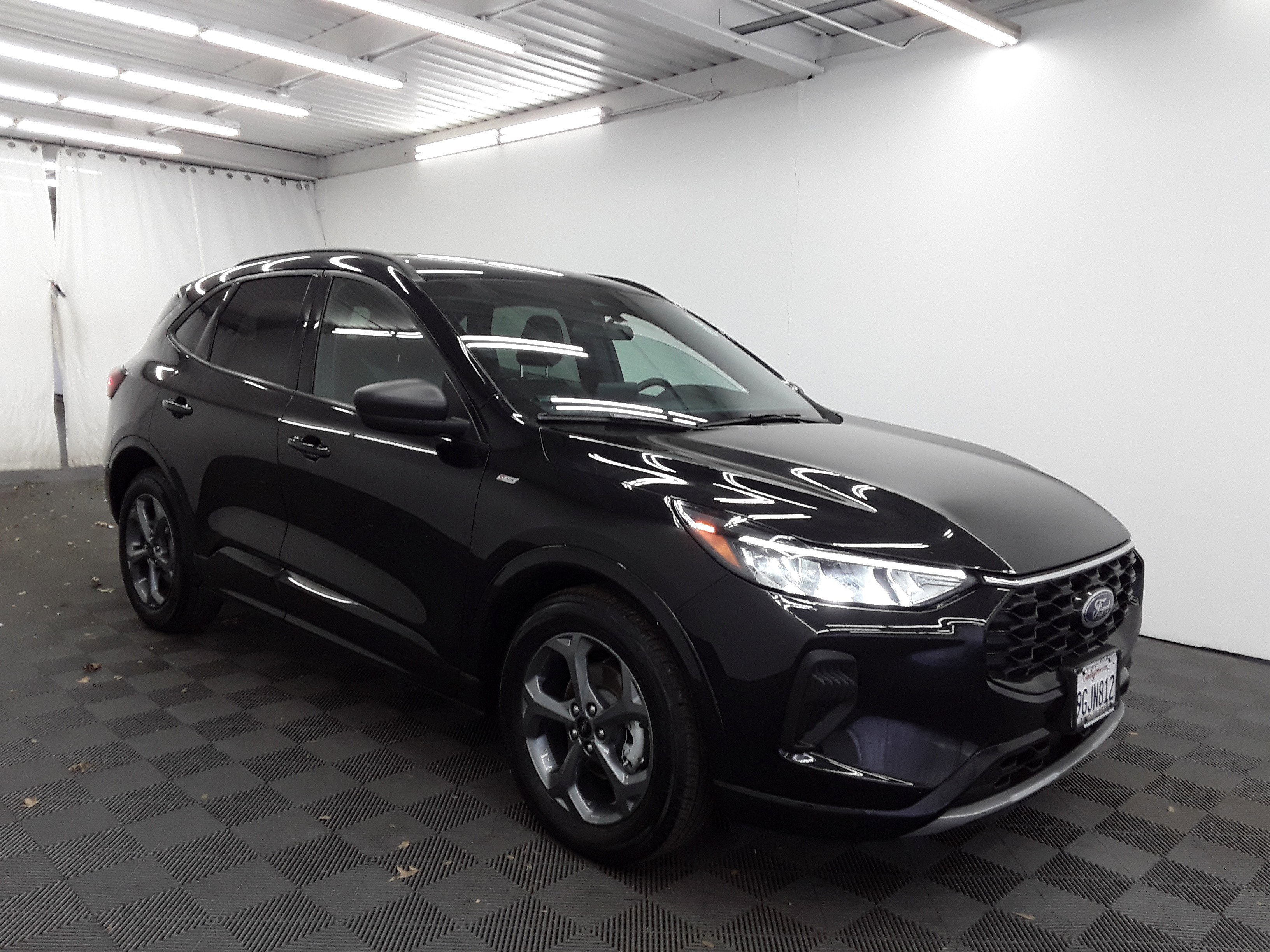 2023 Ford Escape ST-Line FWD