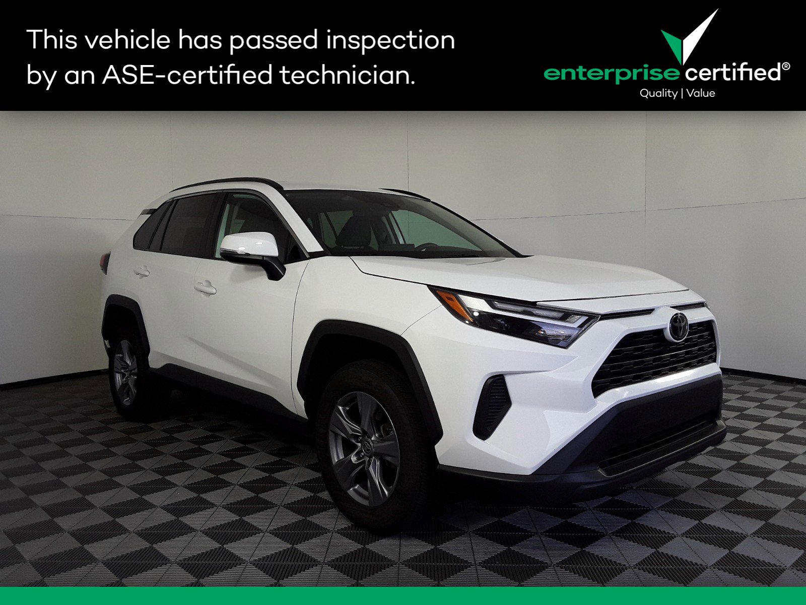 Used 2022 Toyota RAV4 XLE FWD