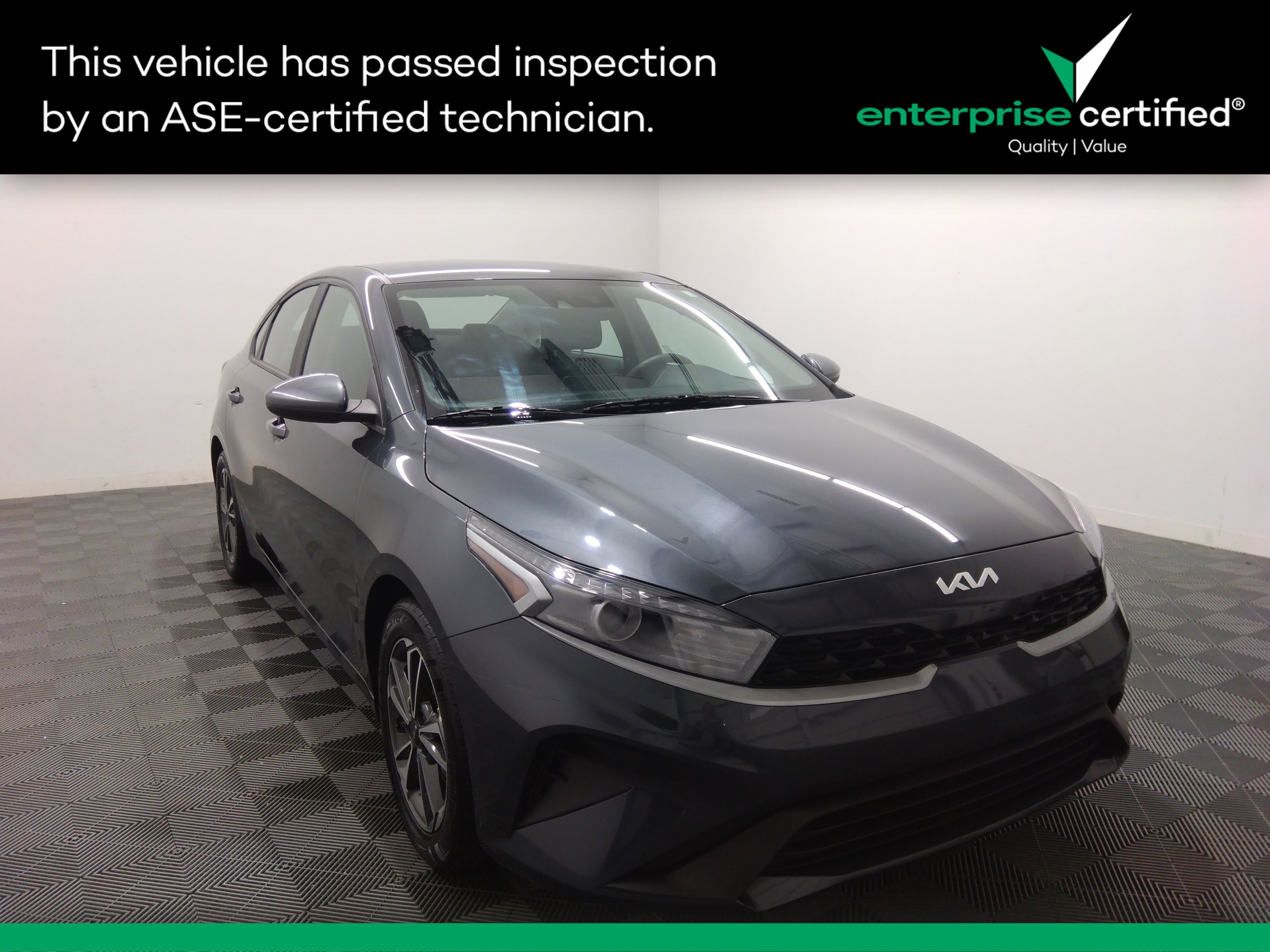 2023 Kia Forte LXS IVT