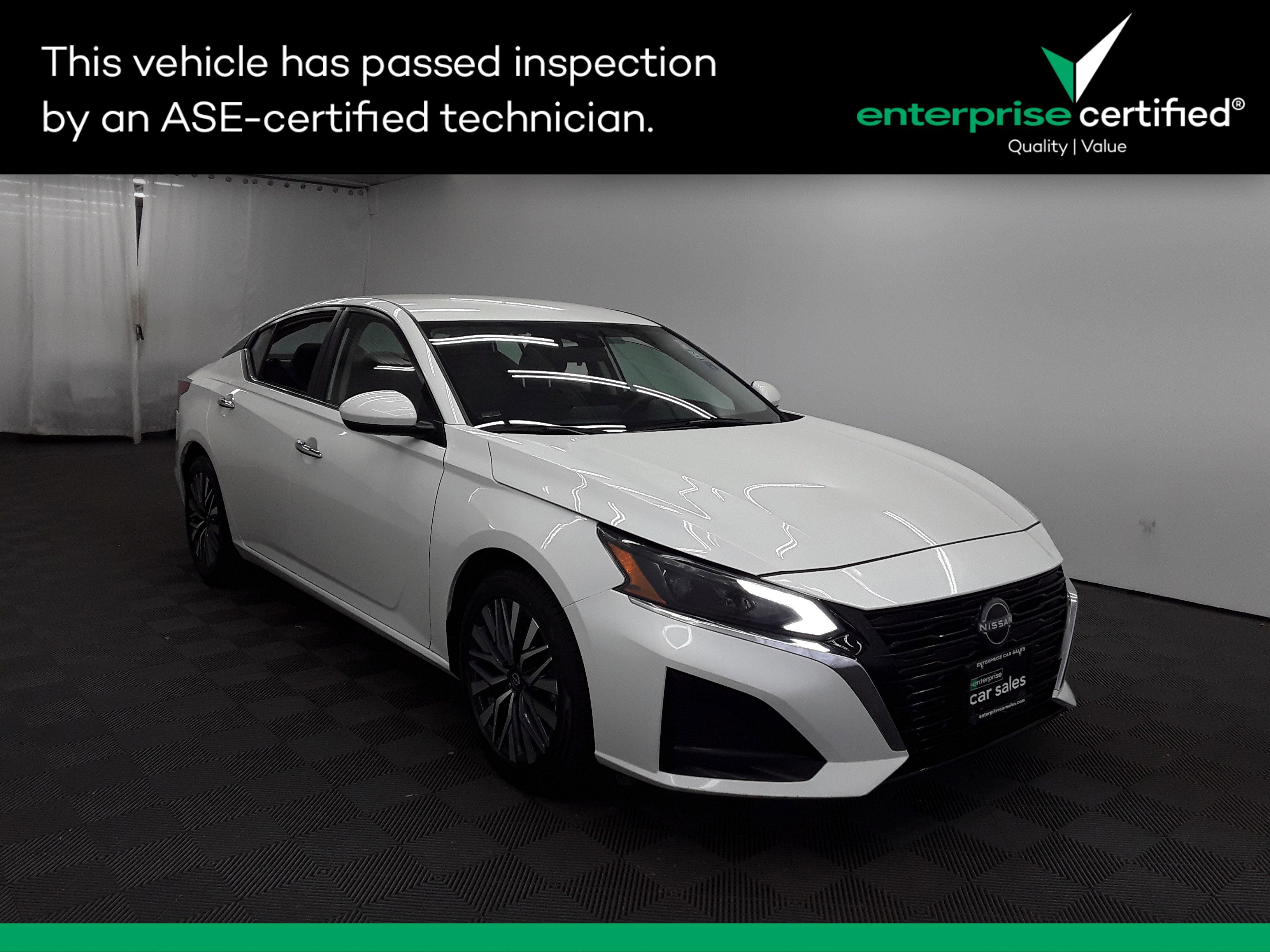 Used 2023 Nissan Altima 2.5 SV Sedan
