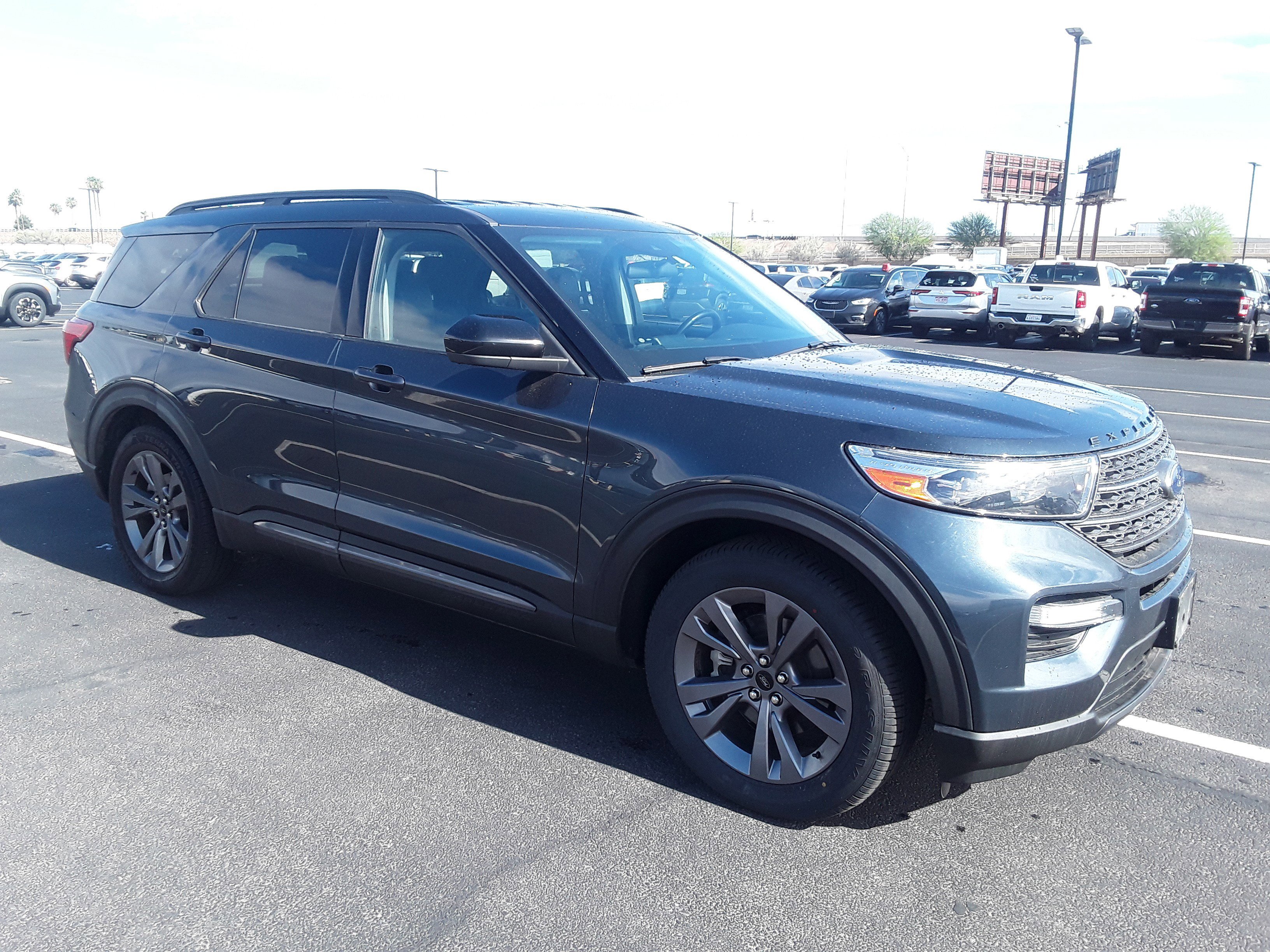 2022 Ford Explorer XLT RWD