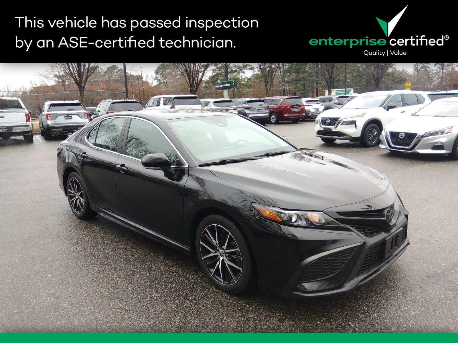 Used 2022 Toyota Camry SE Auto