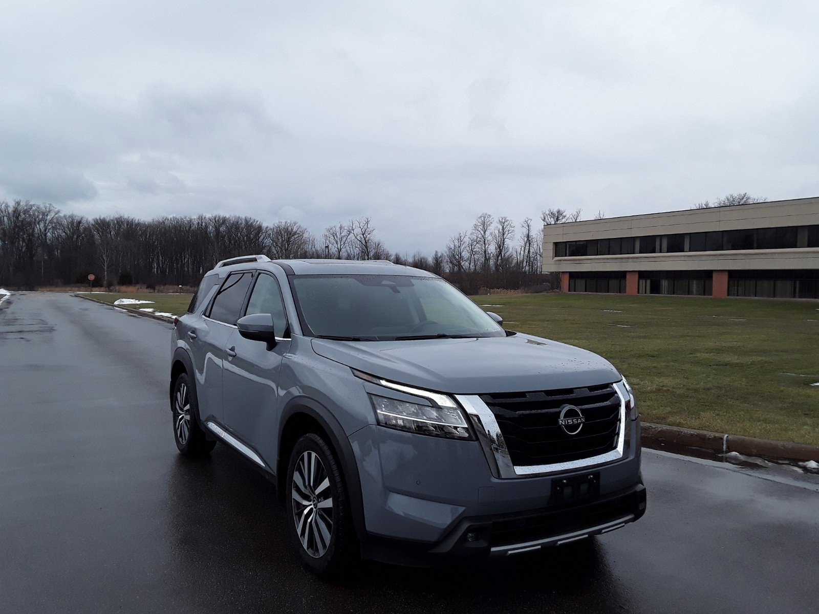 2022 Nissan Pathfinder Platinum 4WD