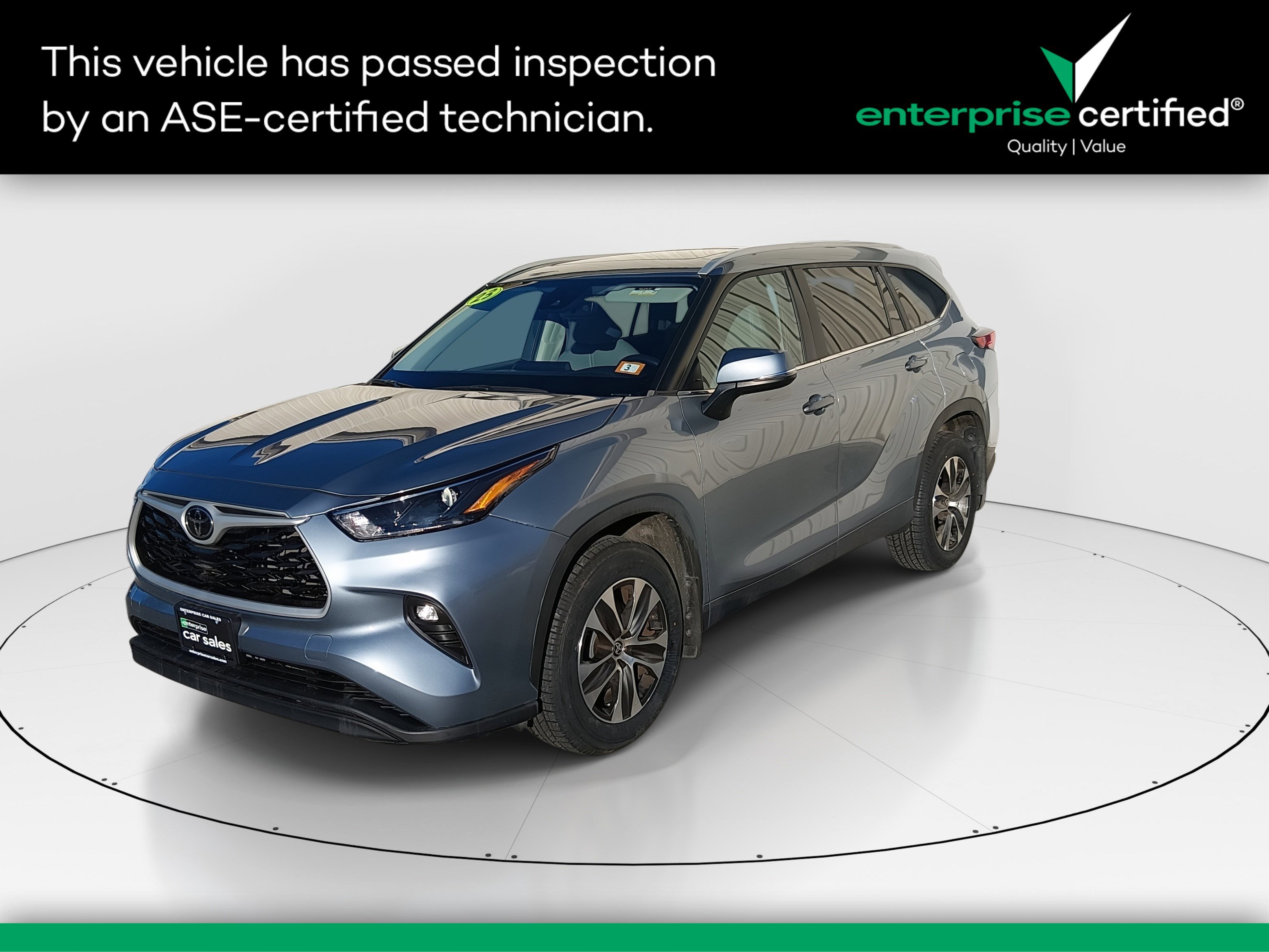 Used 2023 Toyota Highlander XLE AWD