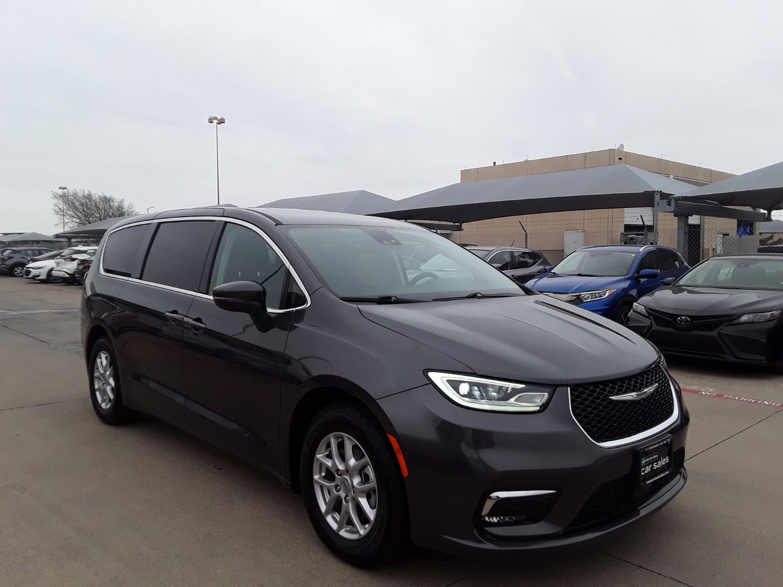 2023 Chrysler Pacifica Touring L FWD