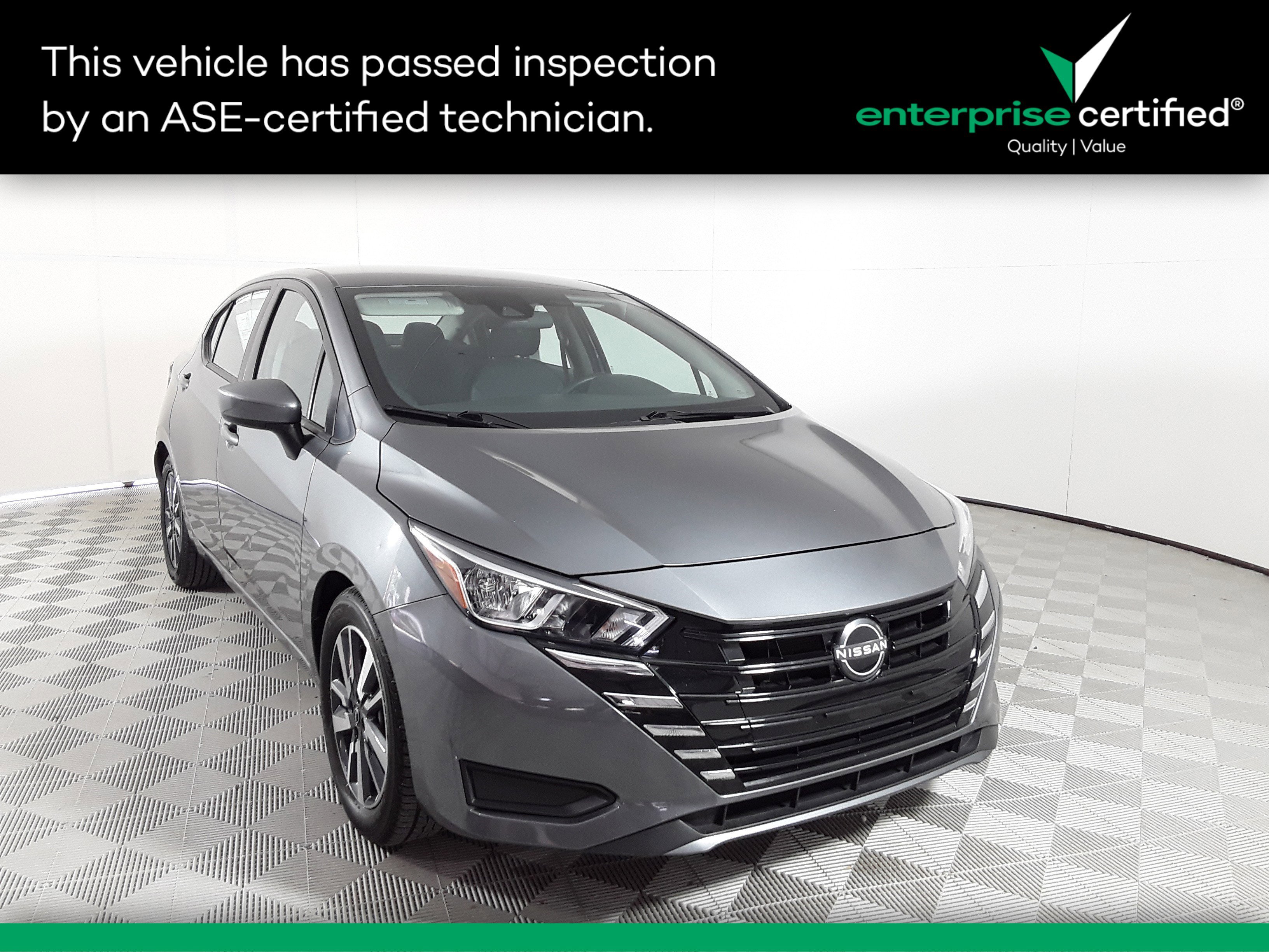 2023 Nissan Versa SV CVT