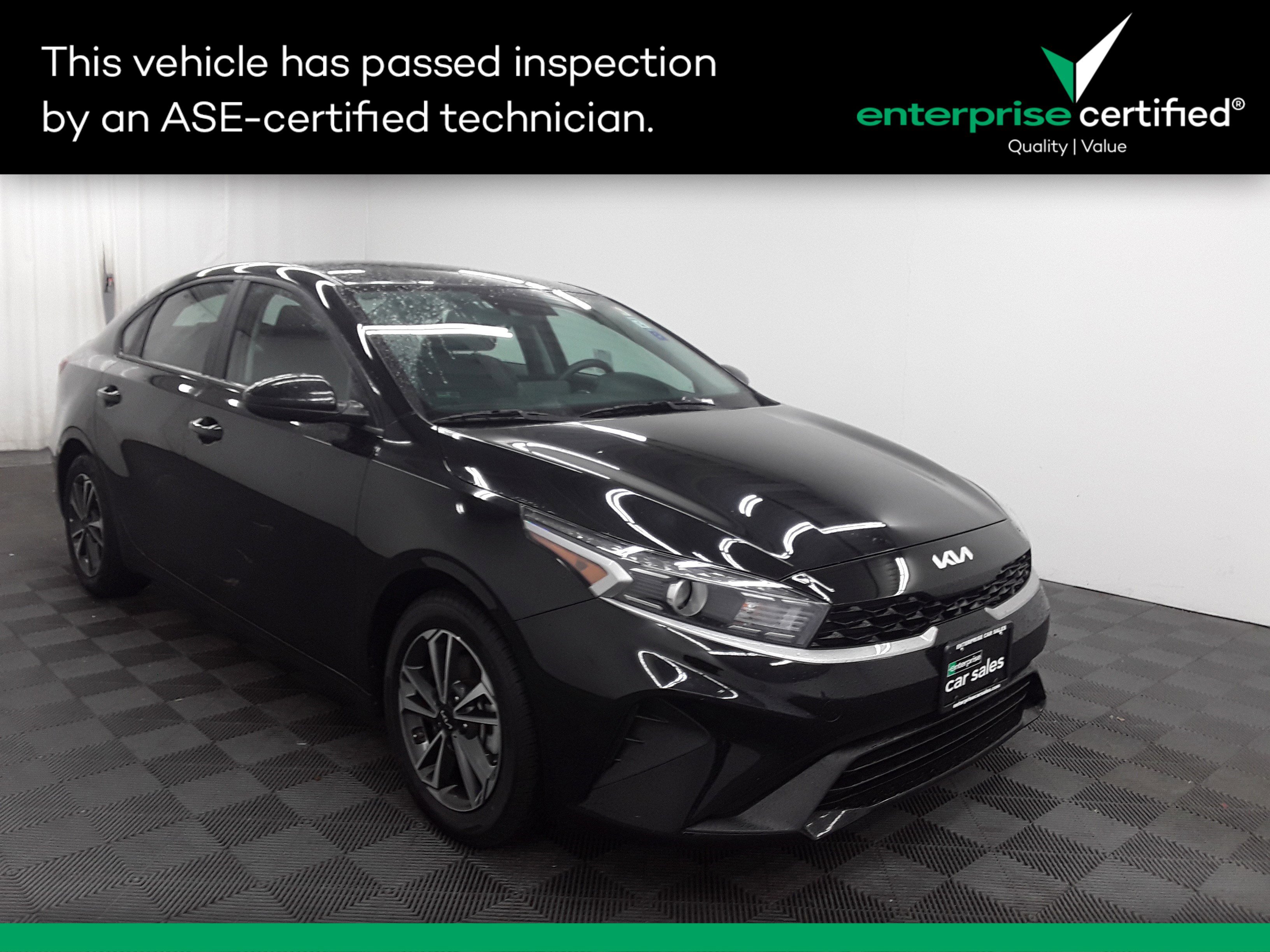 Used 2024 Kia Forte LXS IVT