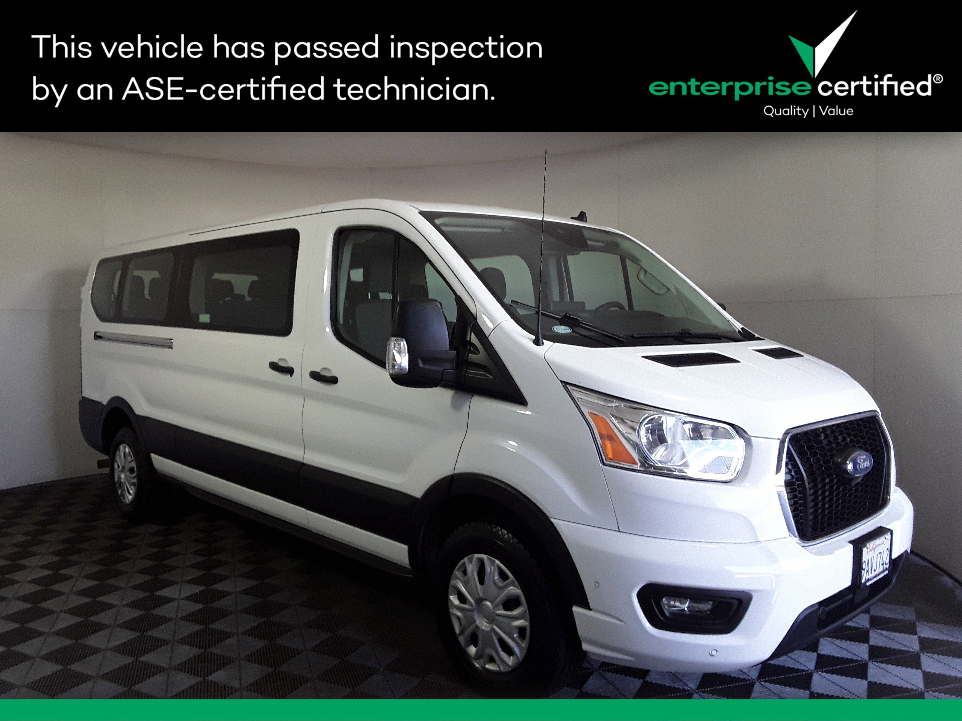 2022 Ford Transit Passenger Wagon T-350 148