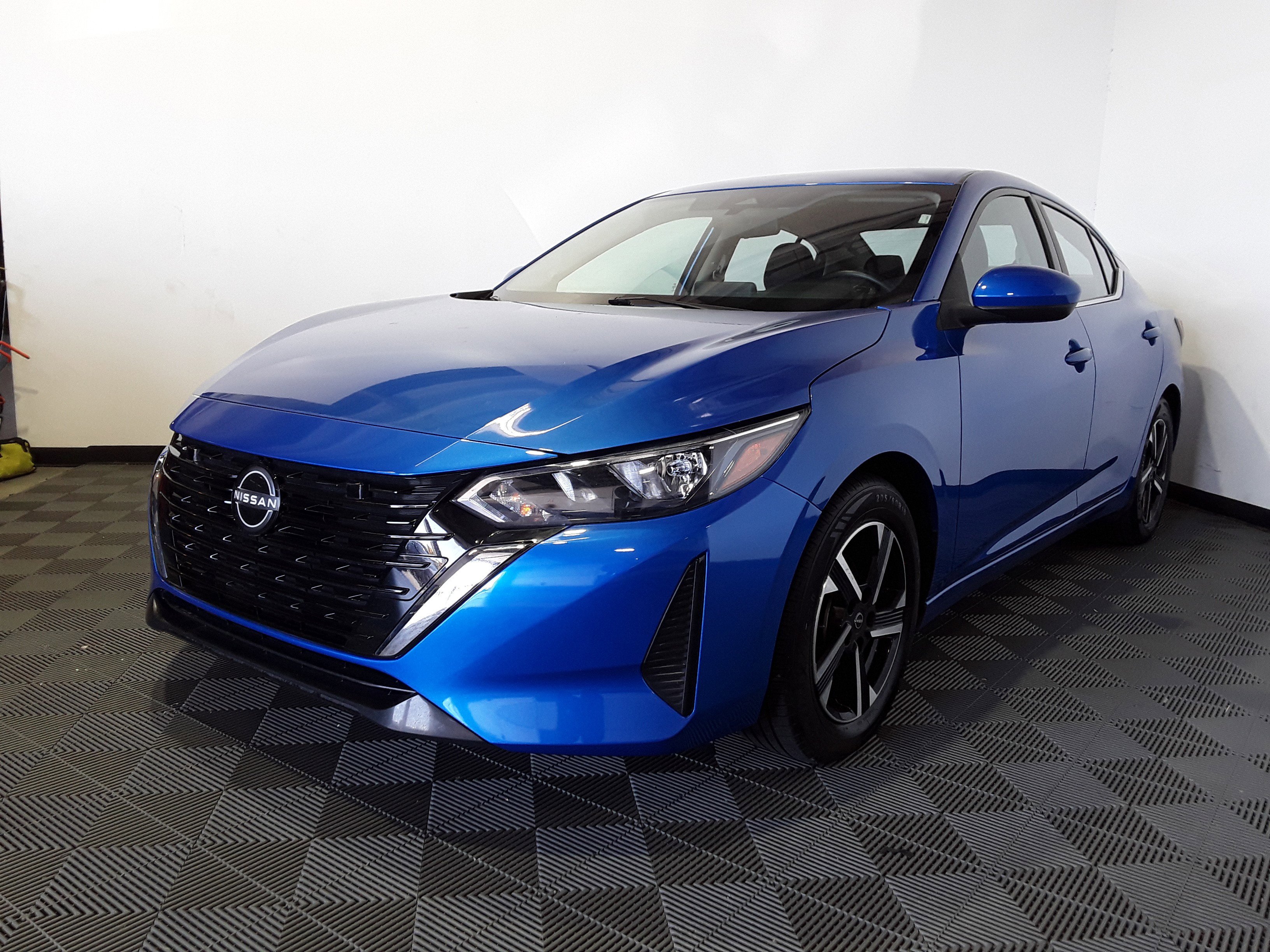 Image of Used 2024 Nissan Sentra SV CVT