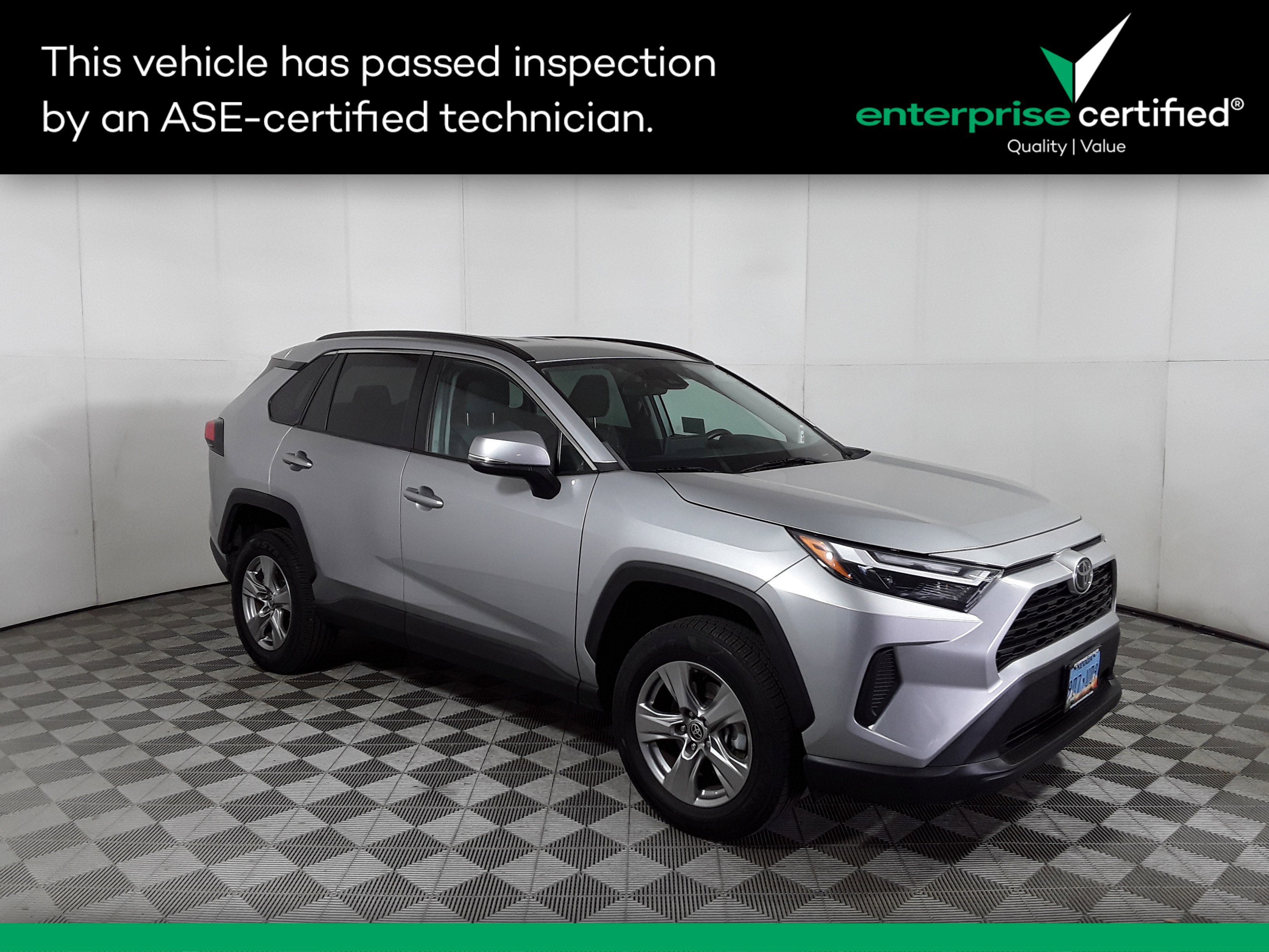 Used 2022 Toyota RAV4 XLE FWD