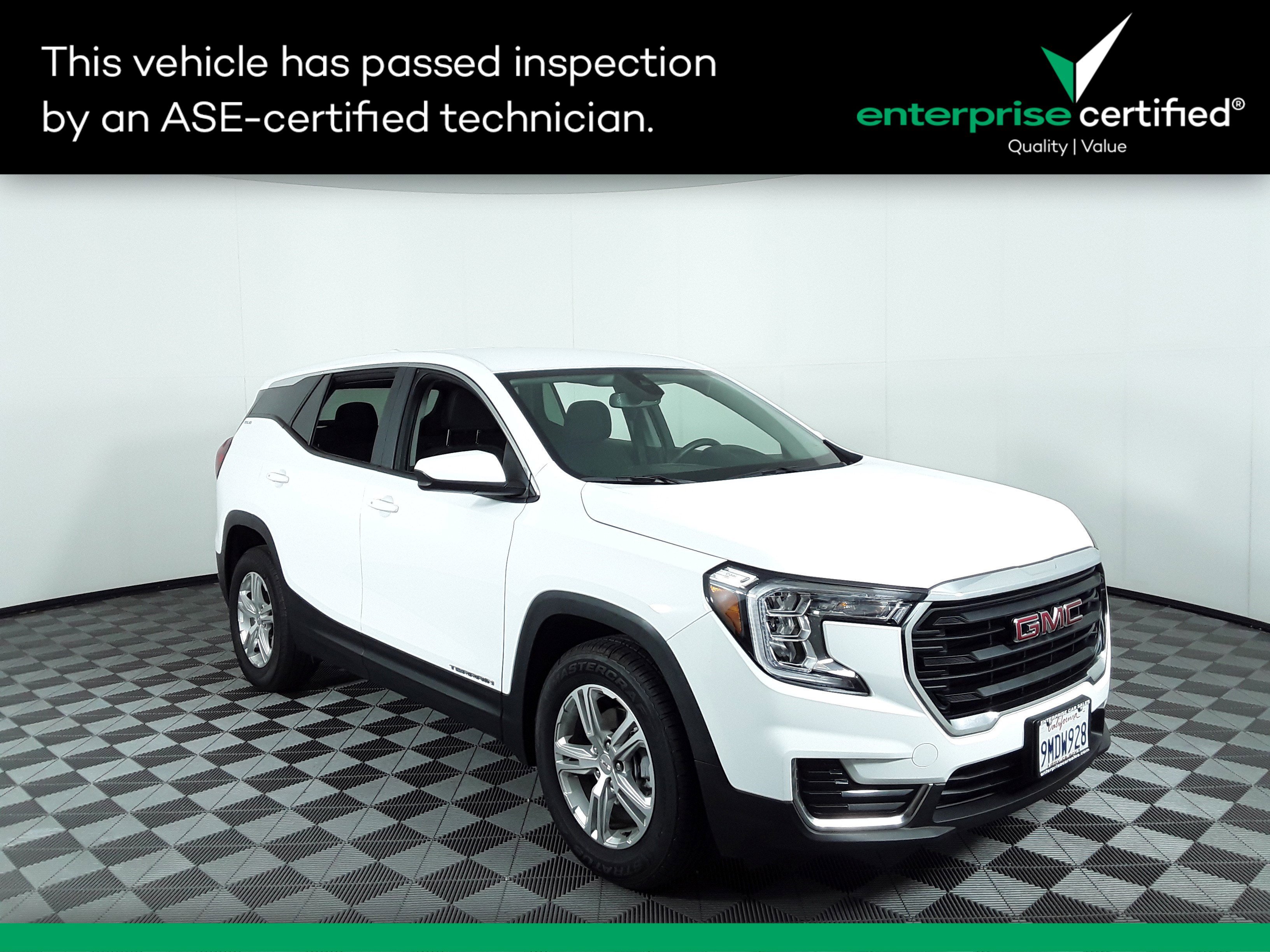 2024 GMC Terrain FWD 4dr SLE