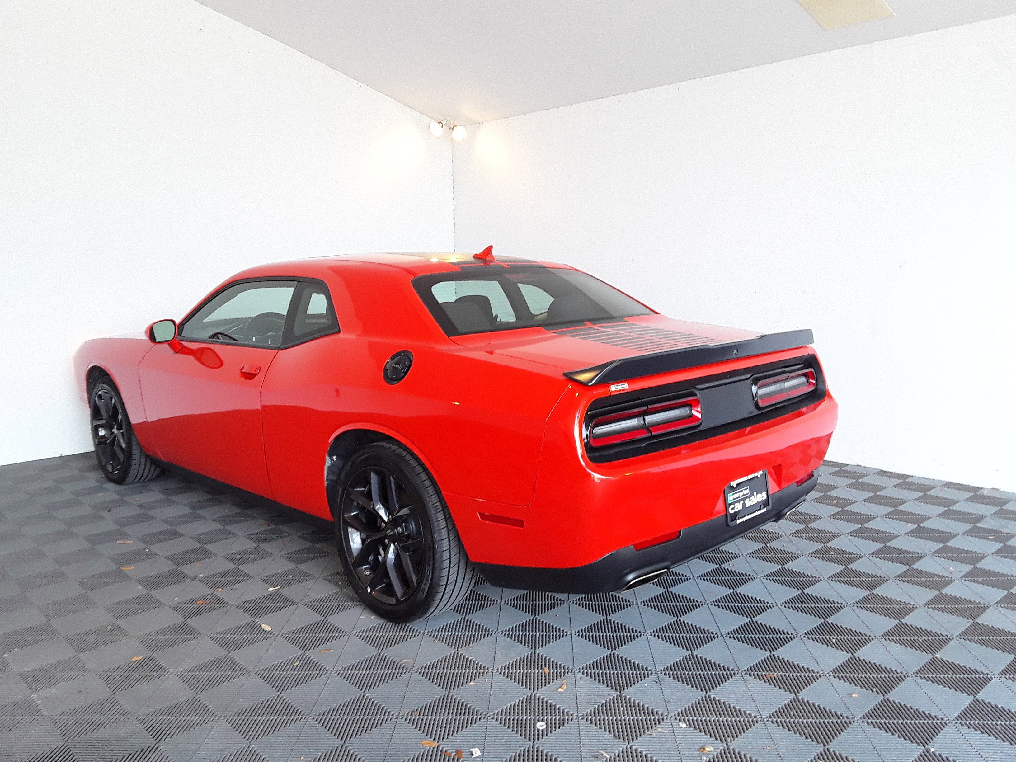Image 4 of Used 2022 Dodge Challenger SXT RWD