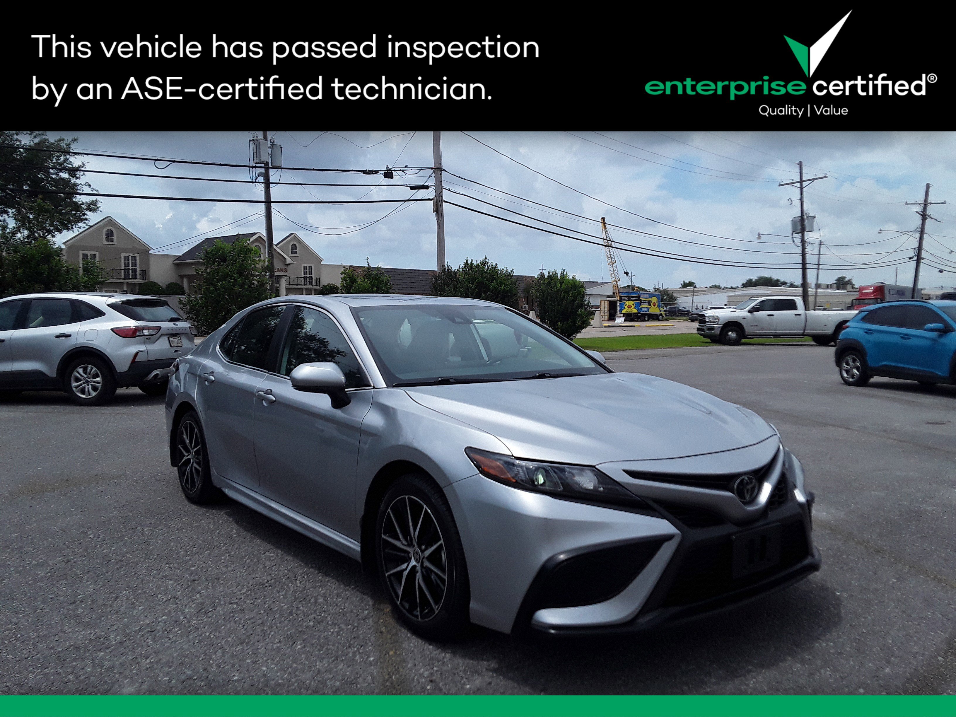 2023 Toyota Camry SE Auto