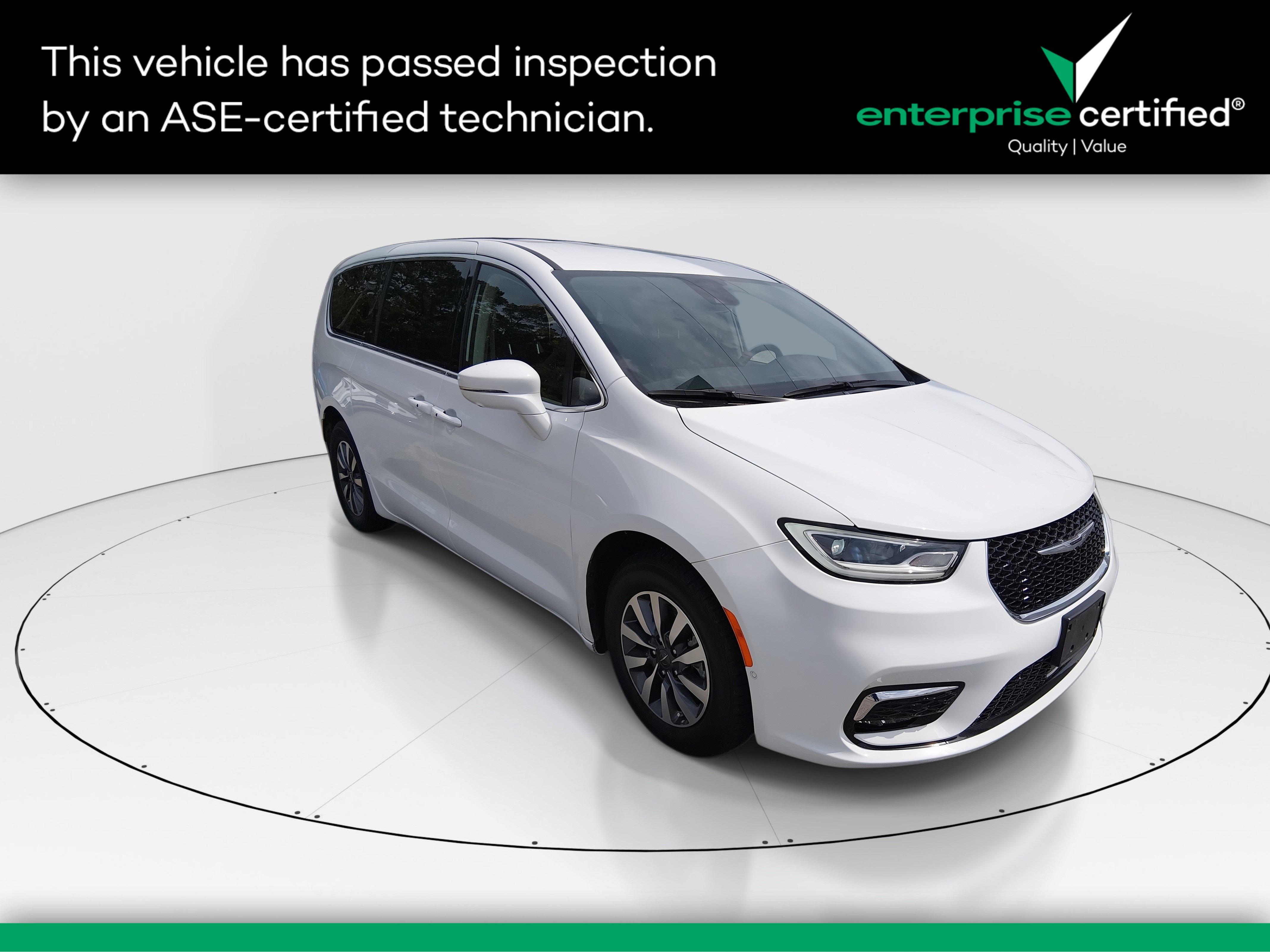 Used 2022 Chrysler Pacifica Hybrid Touring L FWD