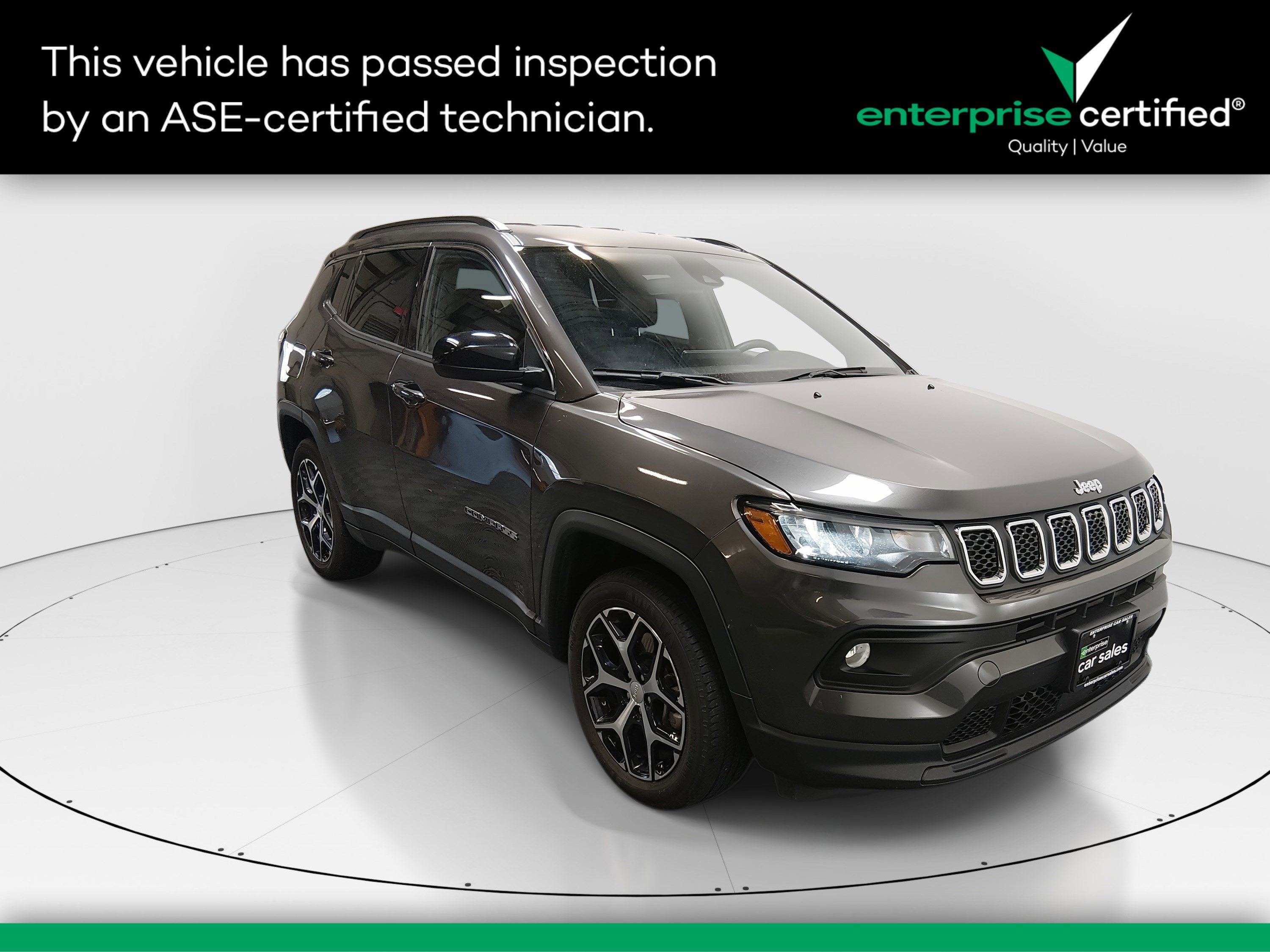 2024 Jeep Compass Latitude's photo