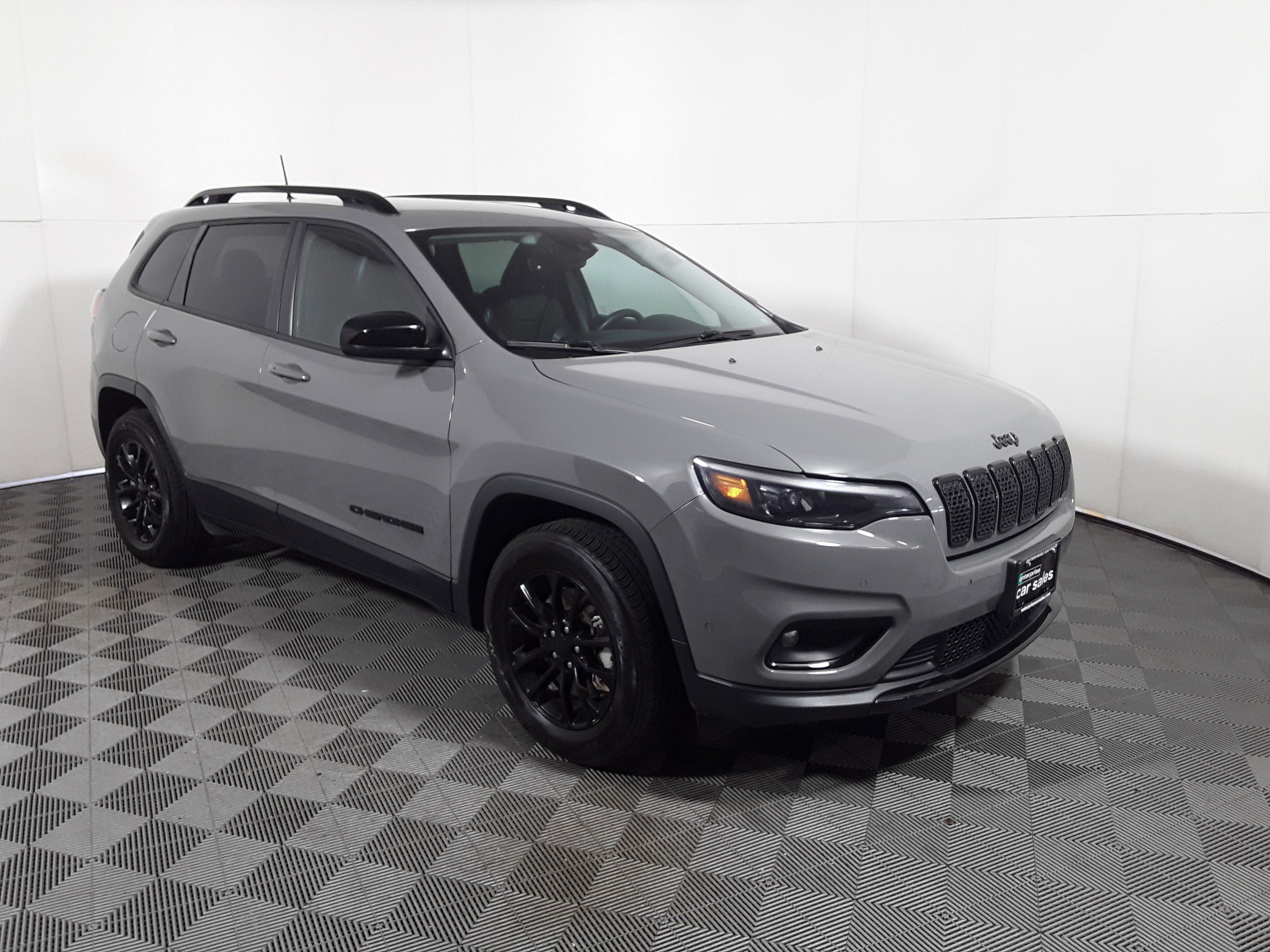 Used 2023 Jeep Cherokee Altitude Lux 4x4