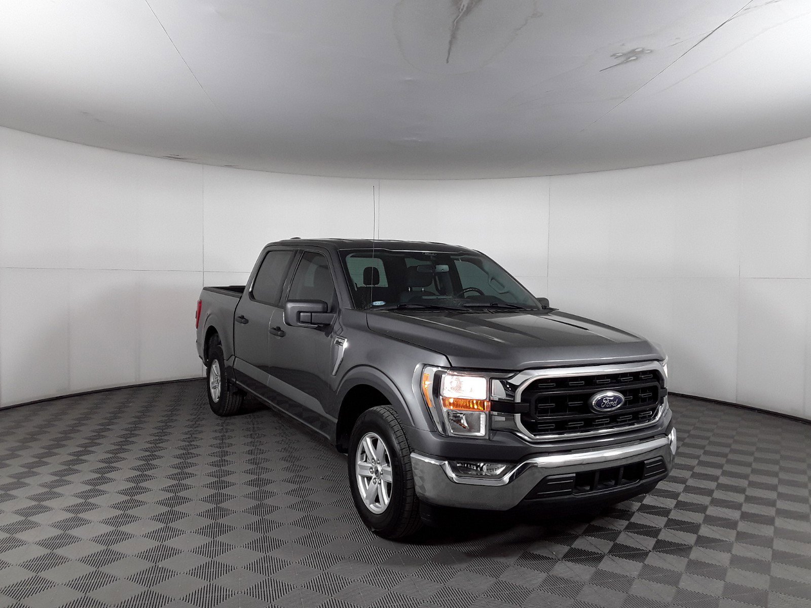 2021 Ford F-150 XLT 2WD SuperCrew 5.5' Box