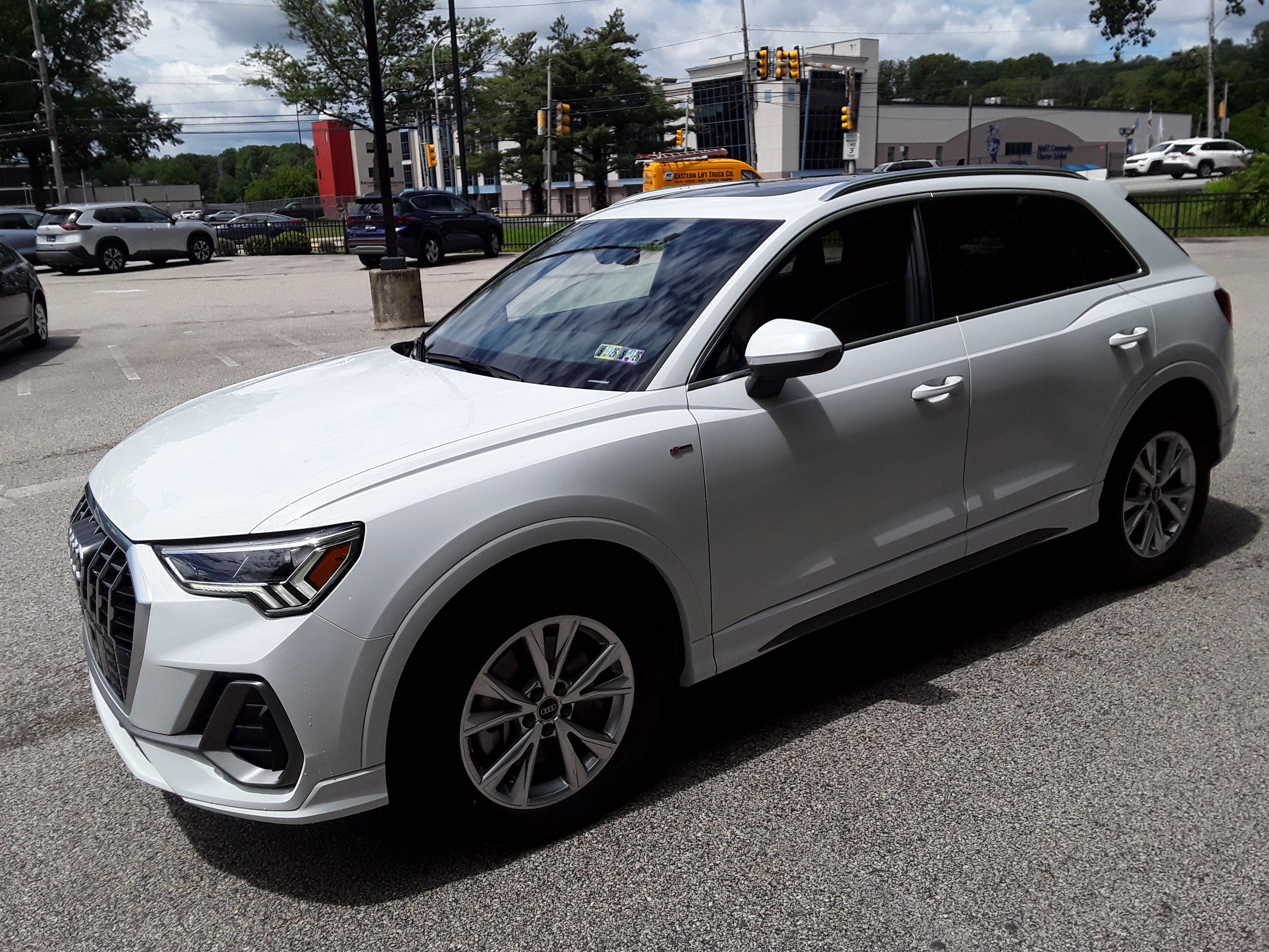 Image 5 of Used 2023 Audi Q3 S line Premium 45 TFSI quattro