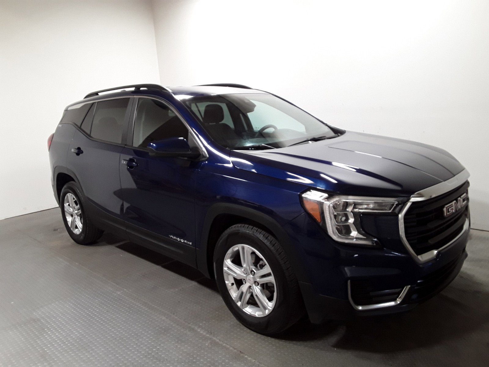 2022 GMC Terrain FWD 4dr SLE