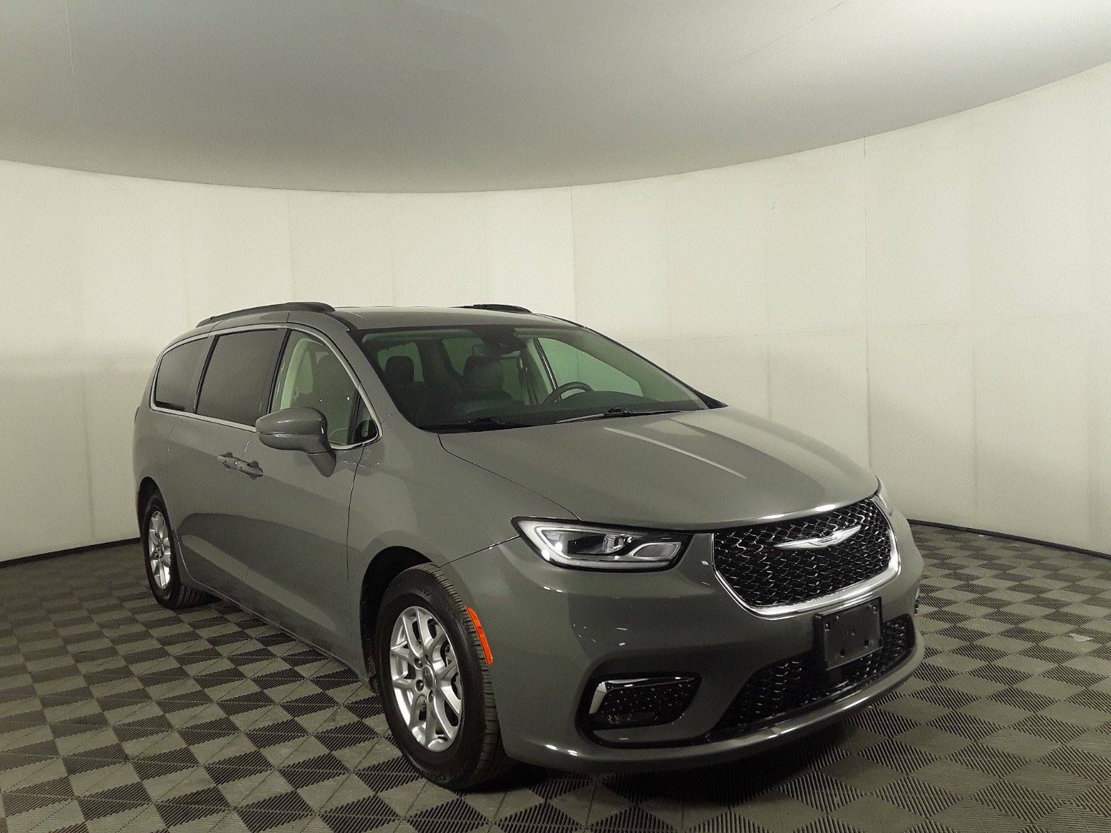 2022 Chrysler Pacifica Touring L FWD