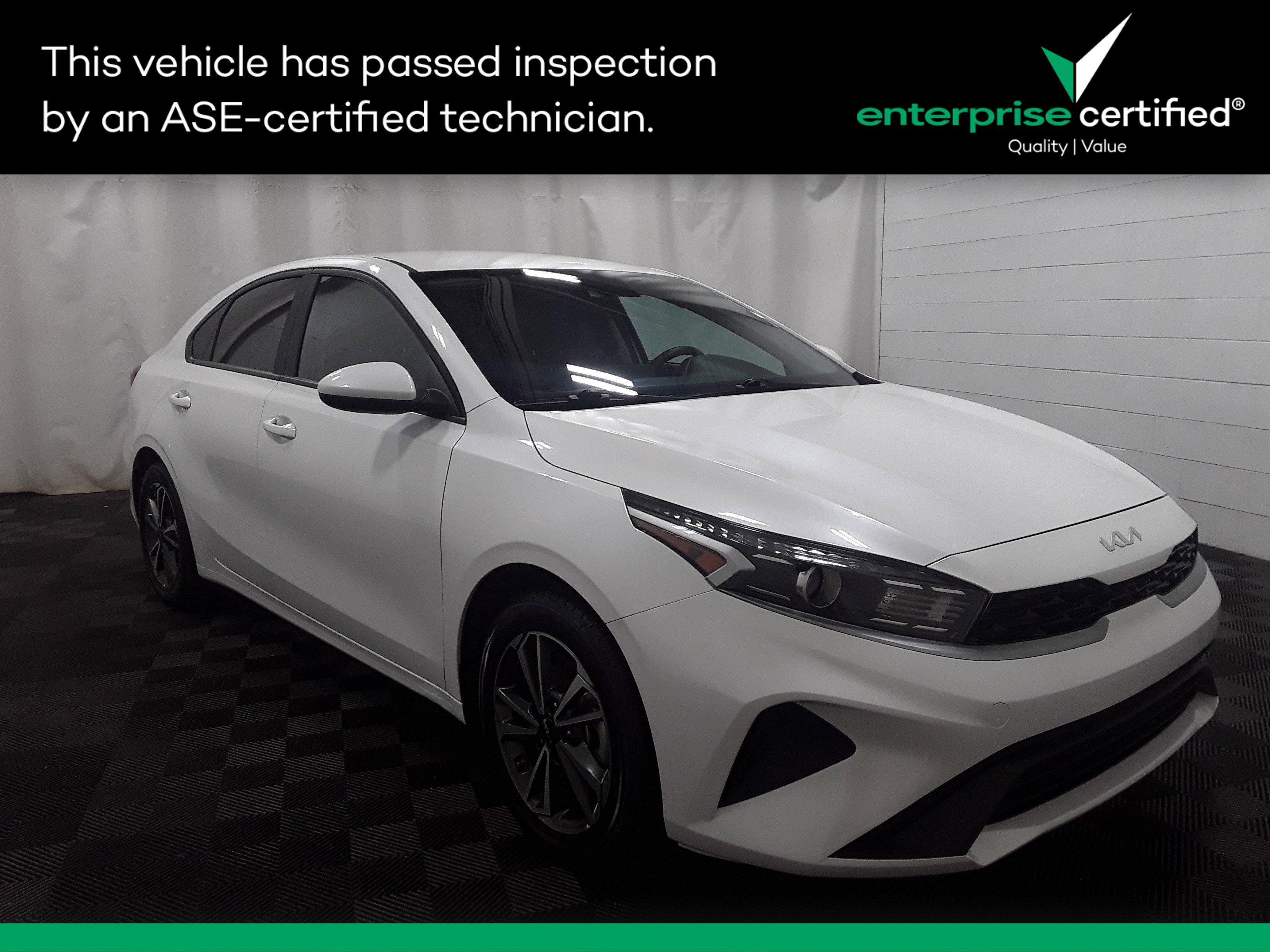 2023 Kia Forte LXS IVT
