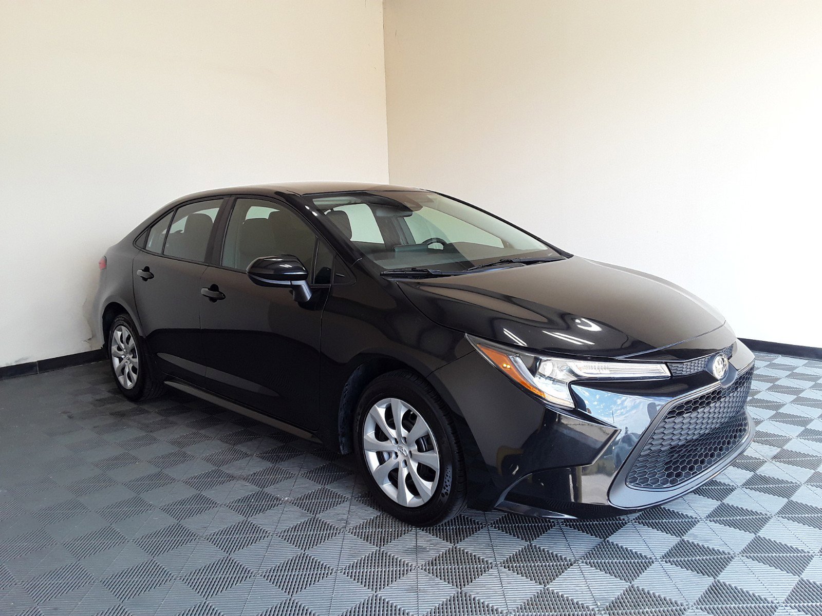 Used 2022 Toyota Corolla LE CVT