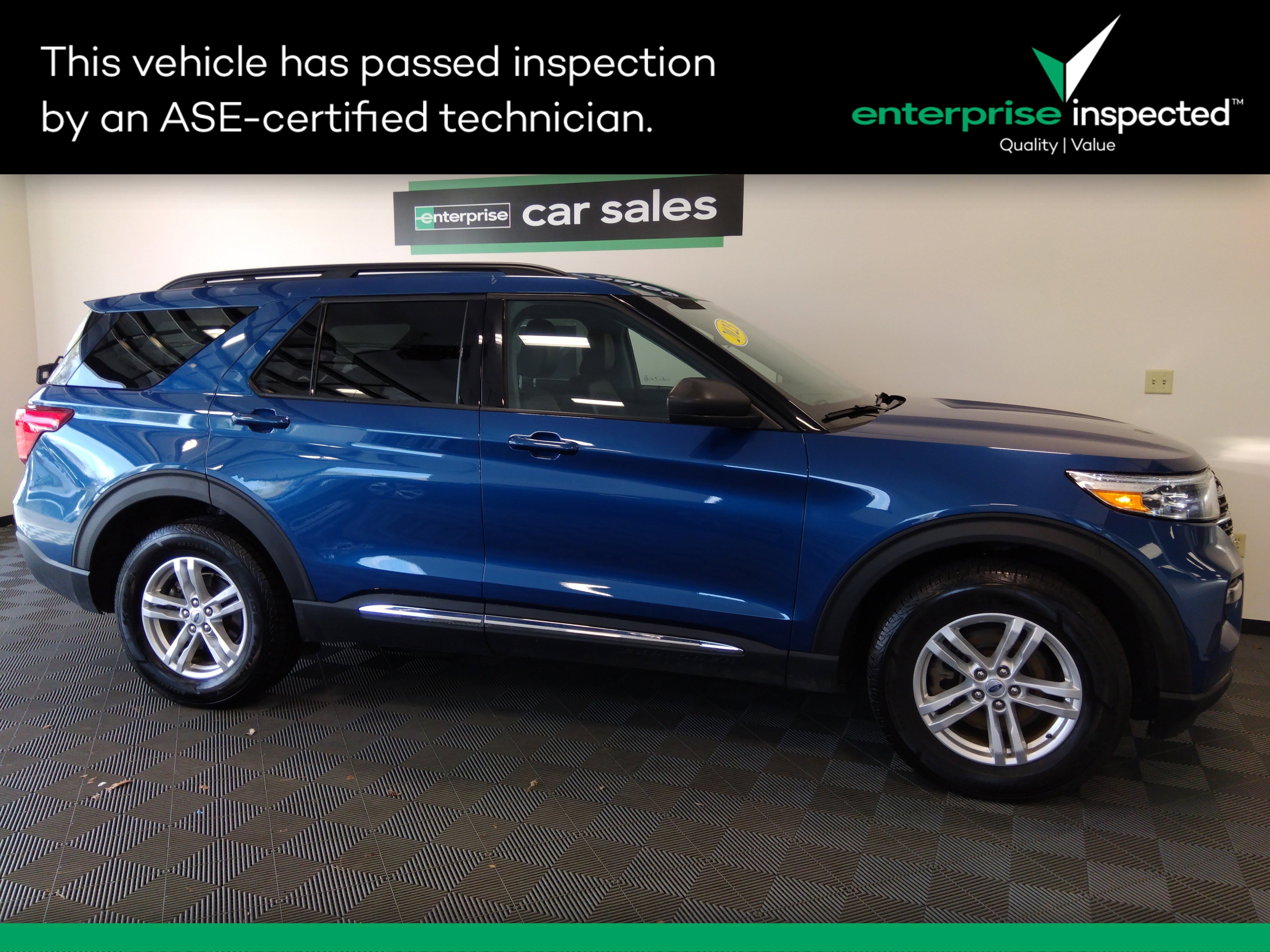 2023 Ford Explorer XLT 4WD