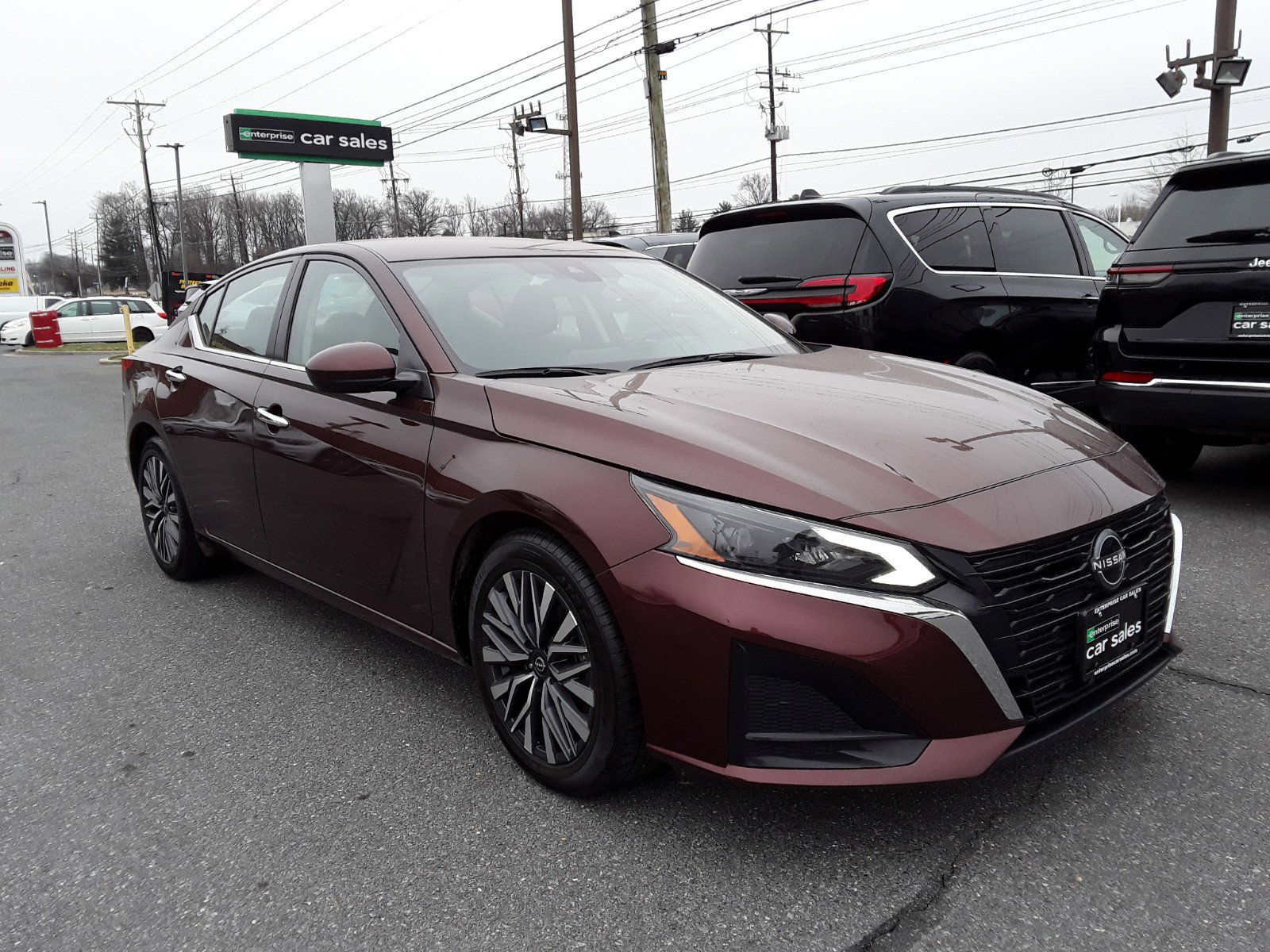 Used 2023 Nissan Altima 2.5 SV Sedan