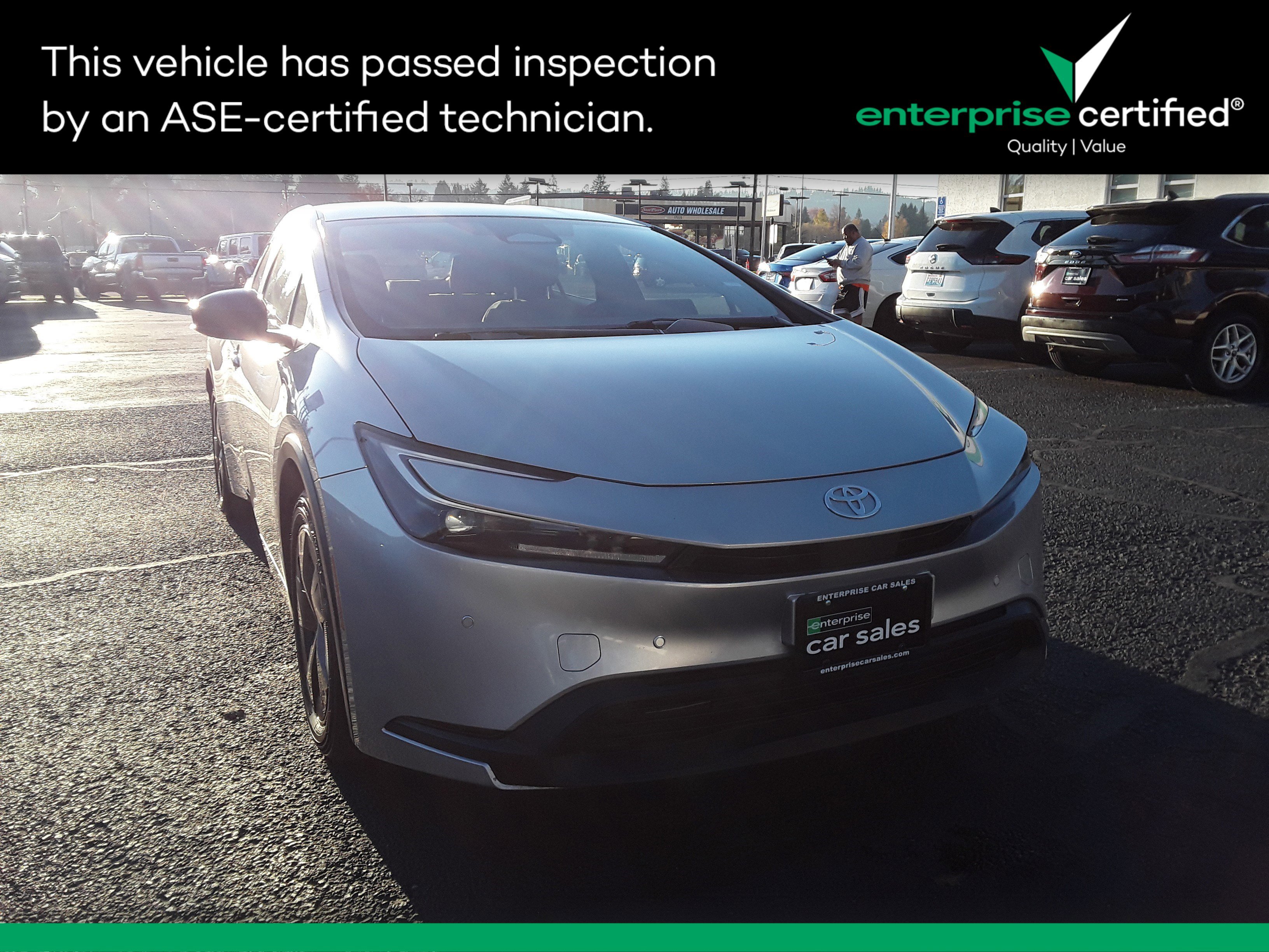 2024 Toyota Prius LE