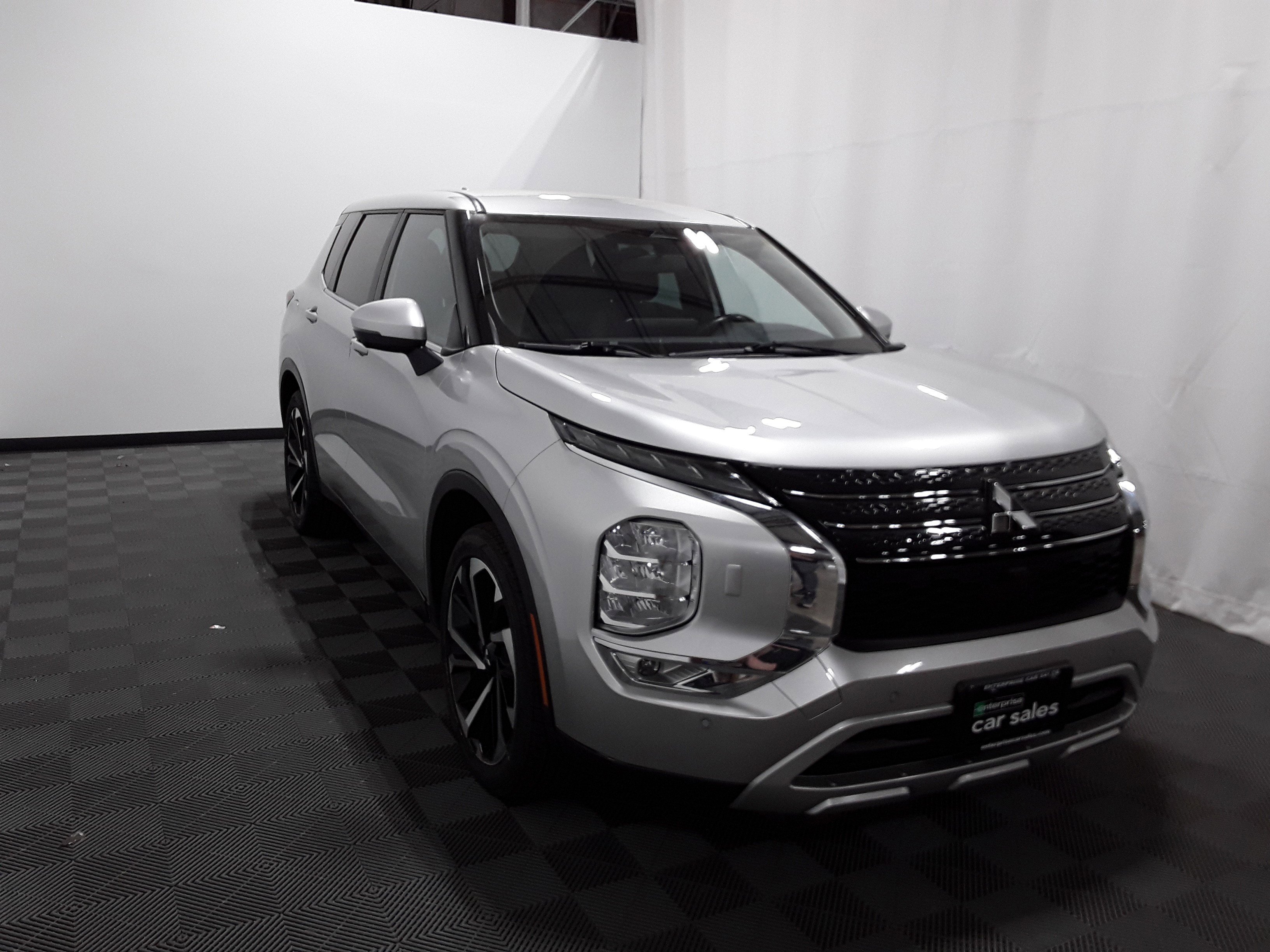2023 Mitsubishi Outlander SE S-AWC