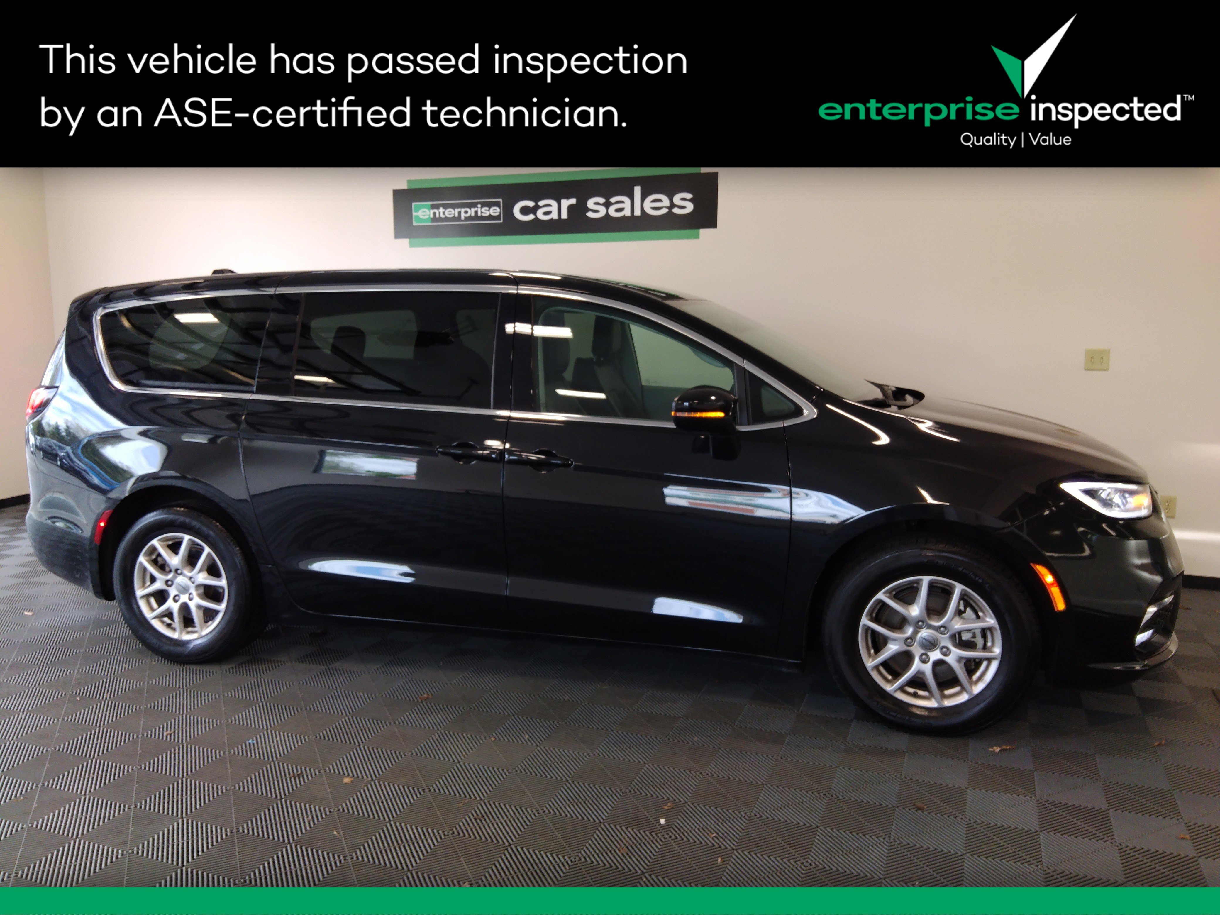 2023 Chrysler Pacifica Touring L FWD