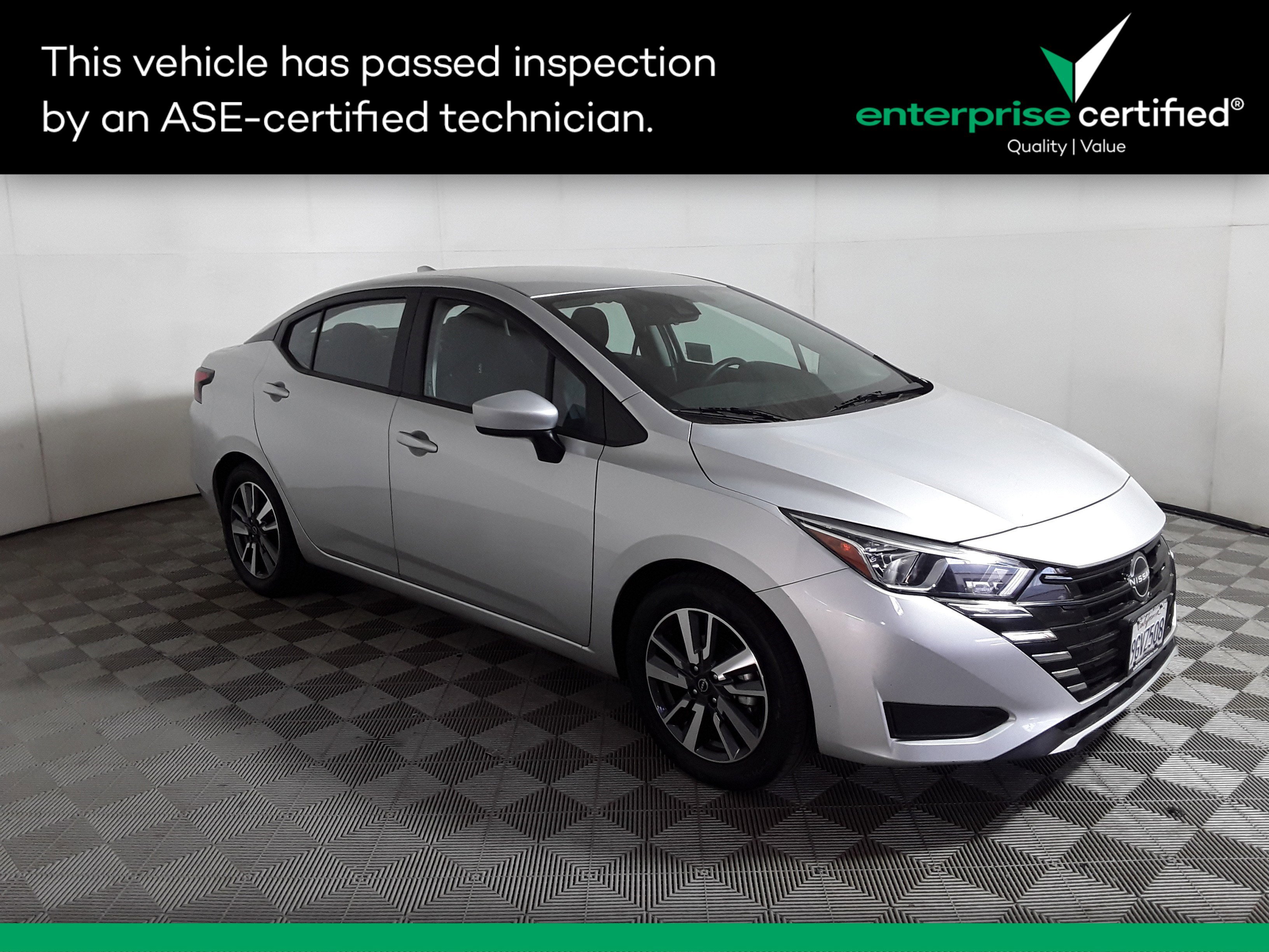 Used 2023 Nissan Versa SV CVT