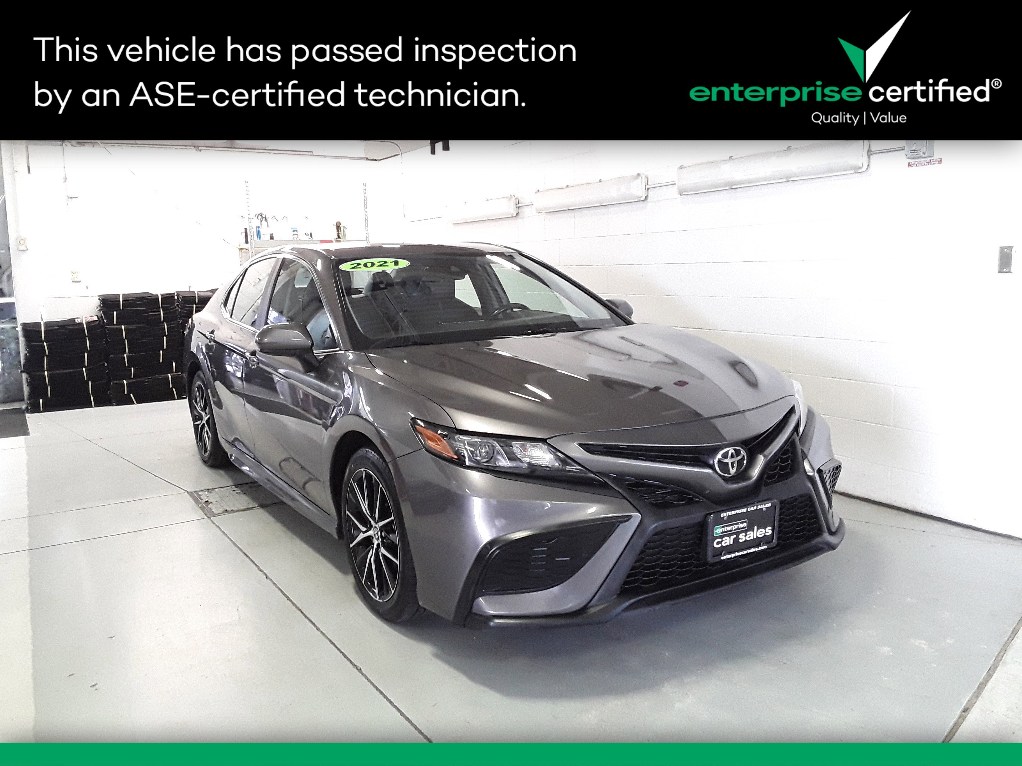 2021 Toyota Camry SE Auto