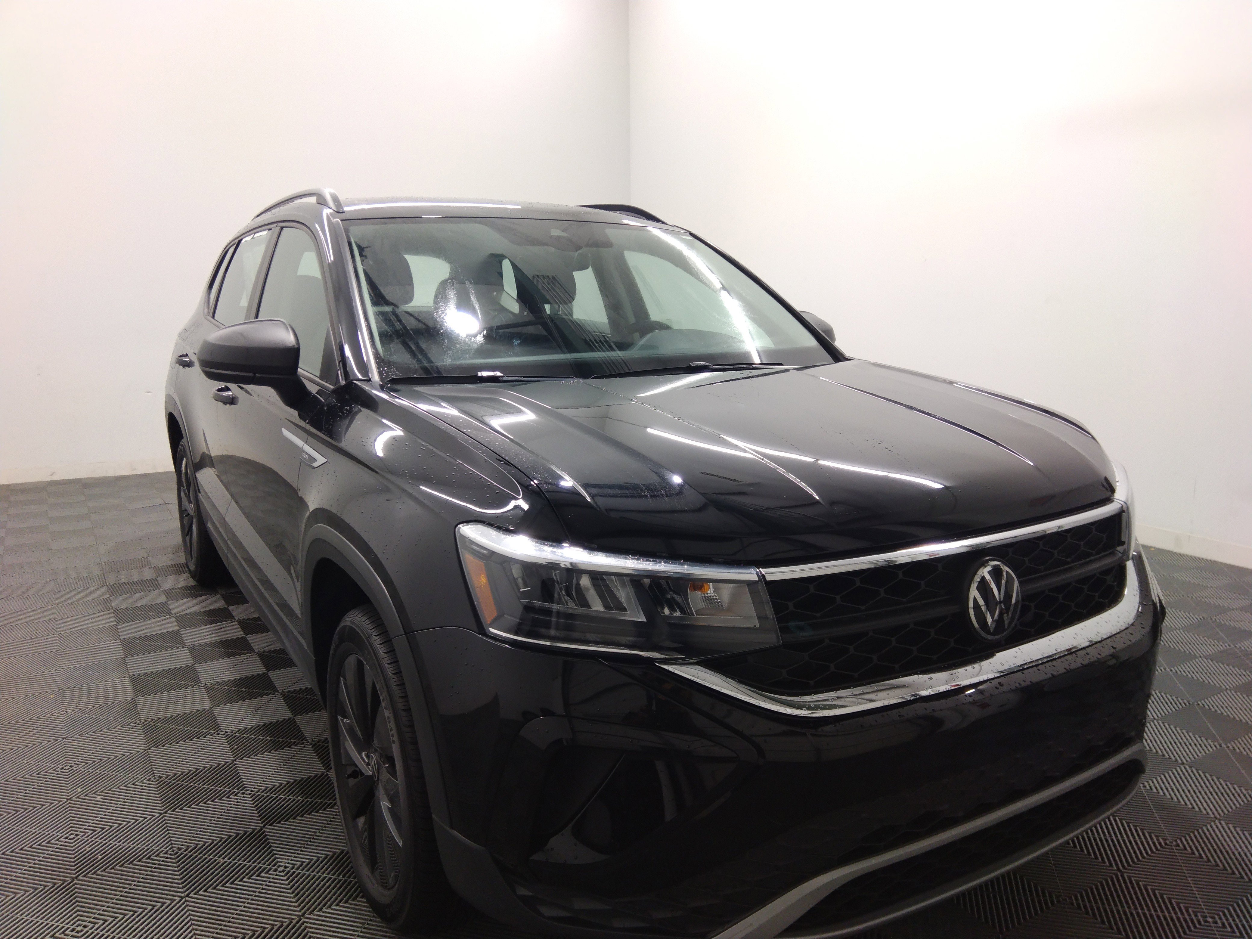 2024 Volkswagen Taos S FWD