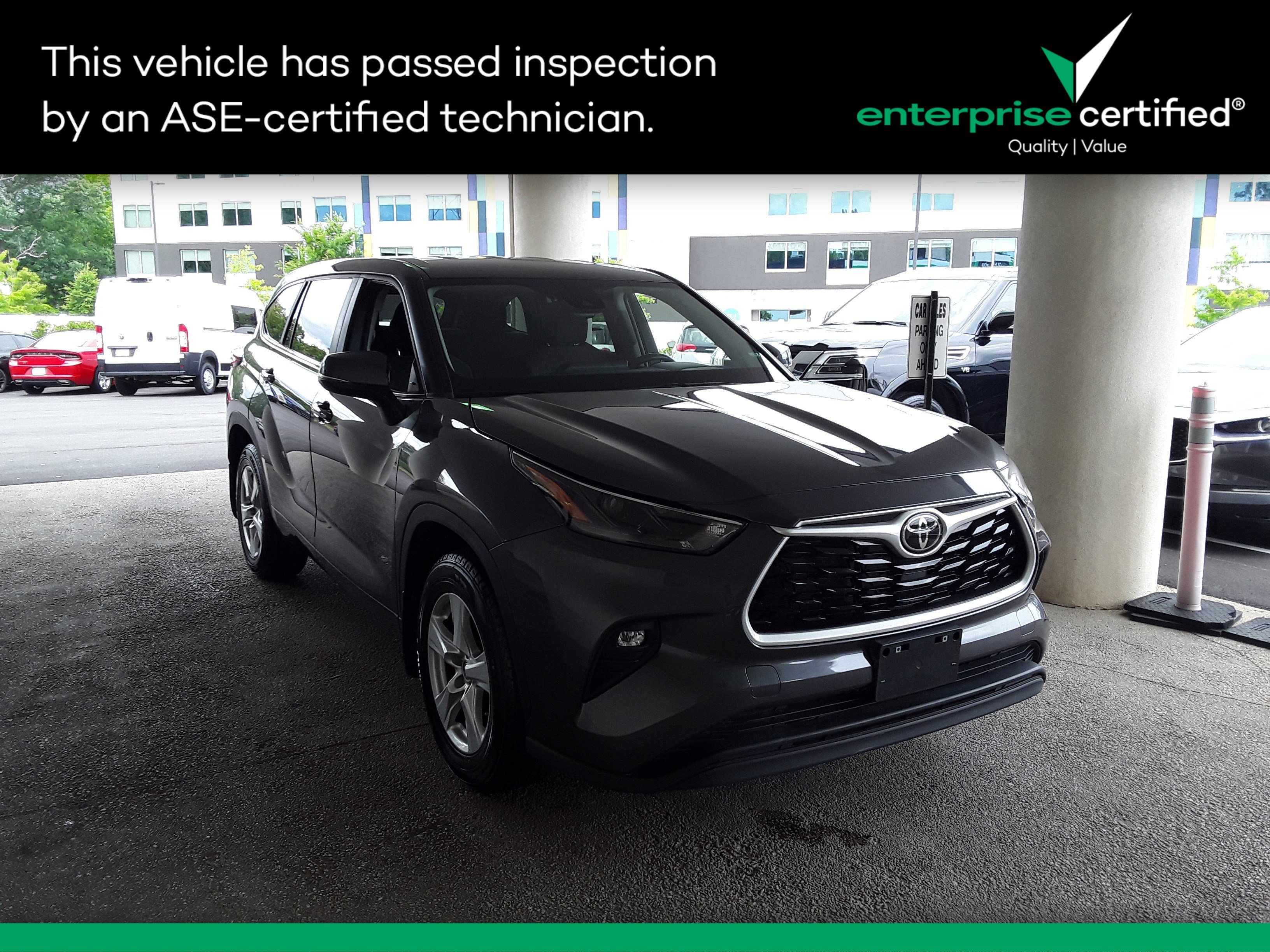 2023 Toyota Highlander LE FWD
