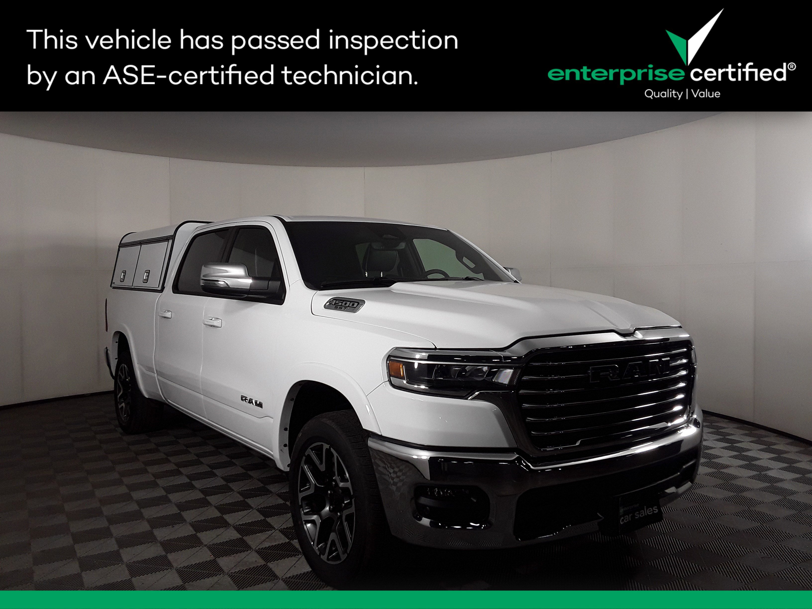 2025 Ram 1500 Laramie 4x4 Crew Cab 6'4