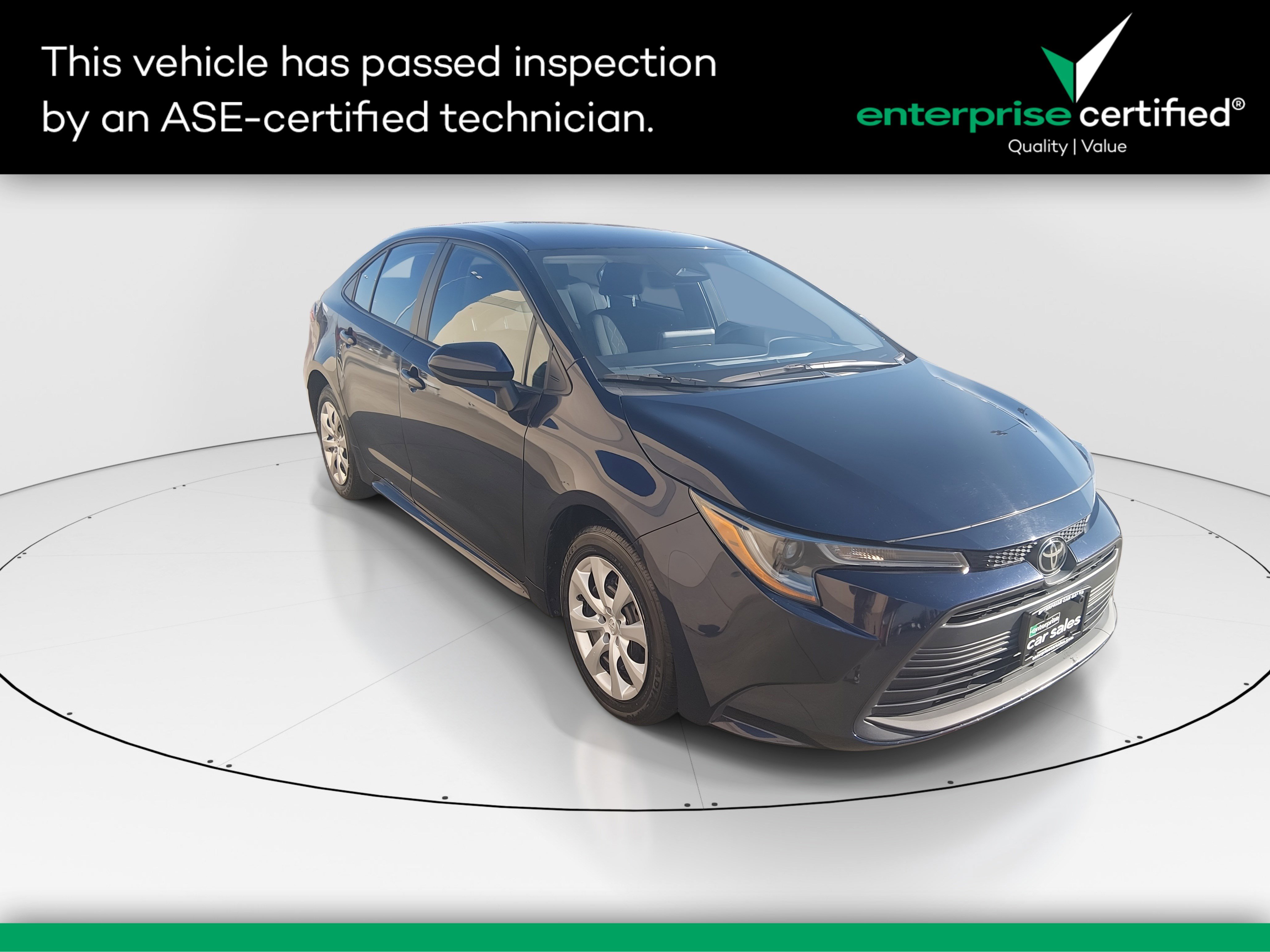 2023 Toyota Corolla LE's photo