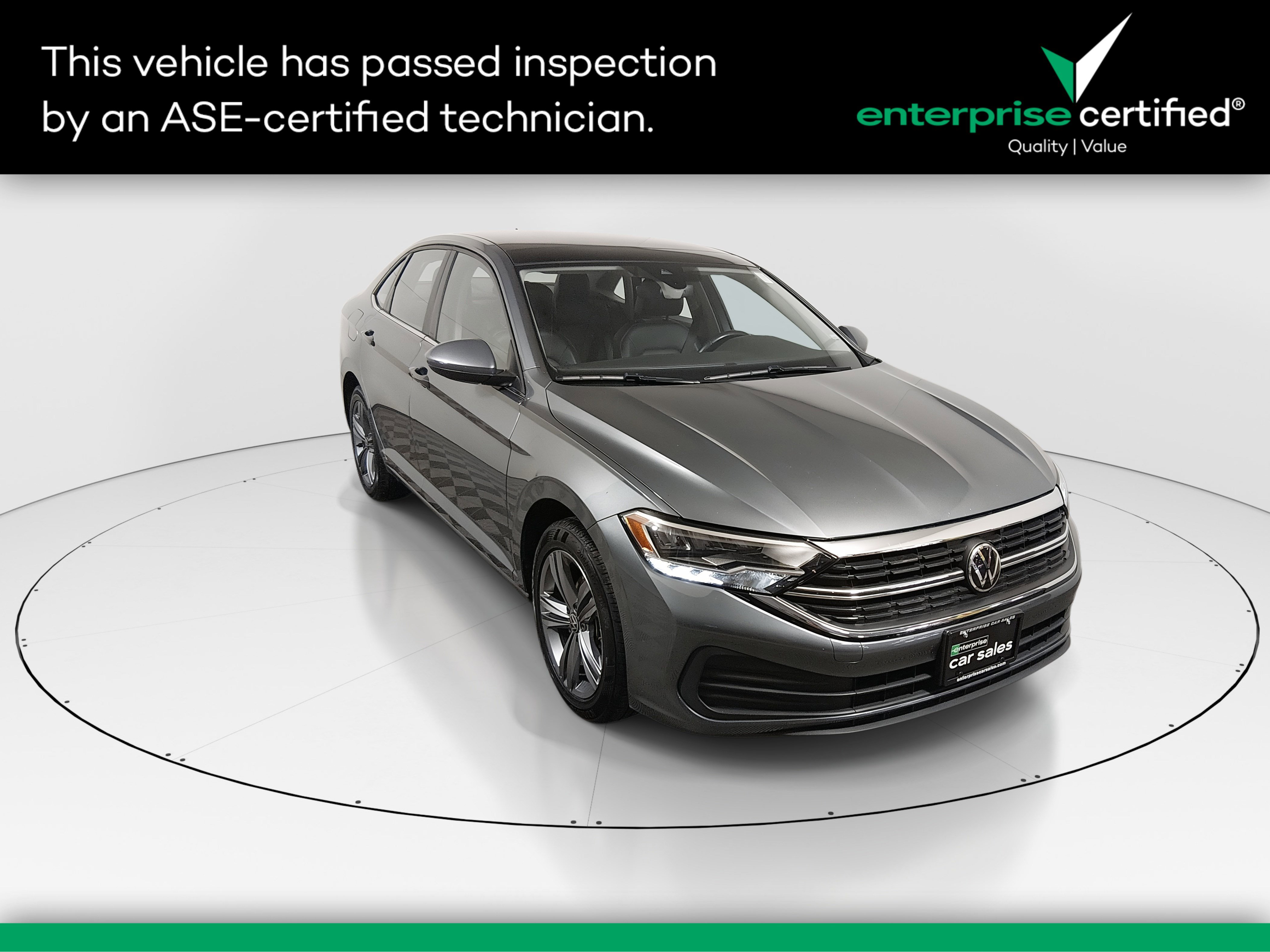 Used 2024 Volkswagen Jetta SE Auto