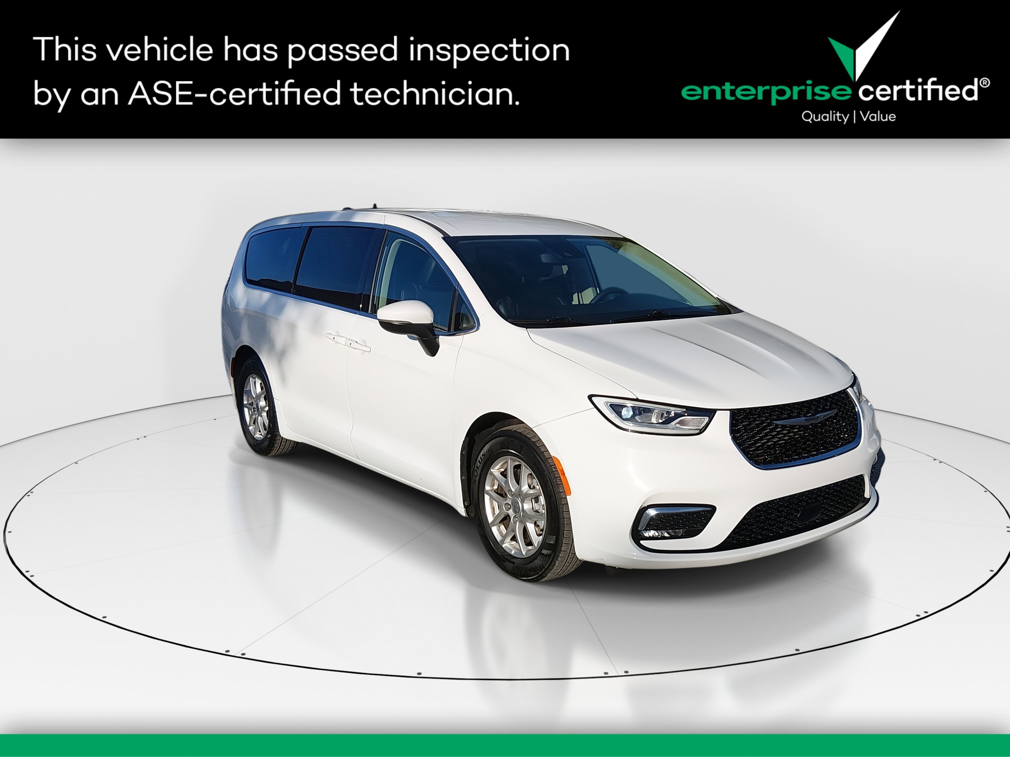 Used 2023 Chrysler Pacifica Touring L FWD