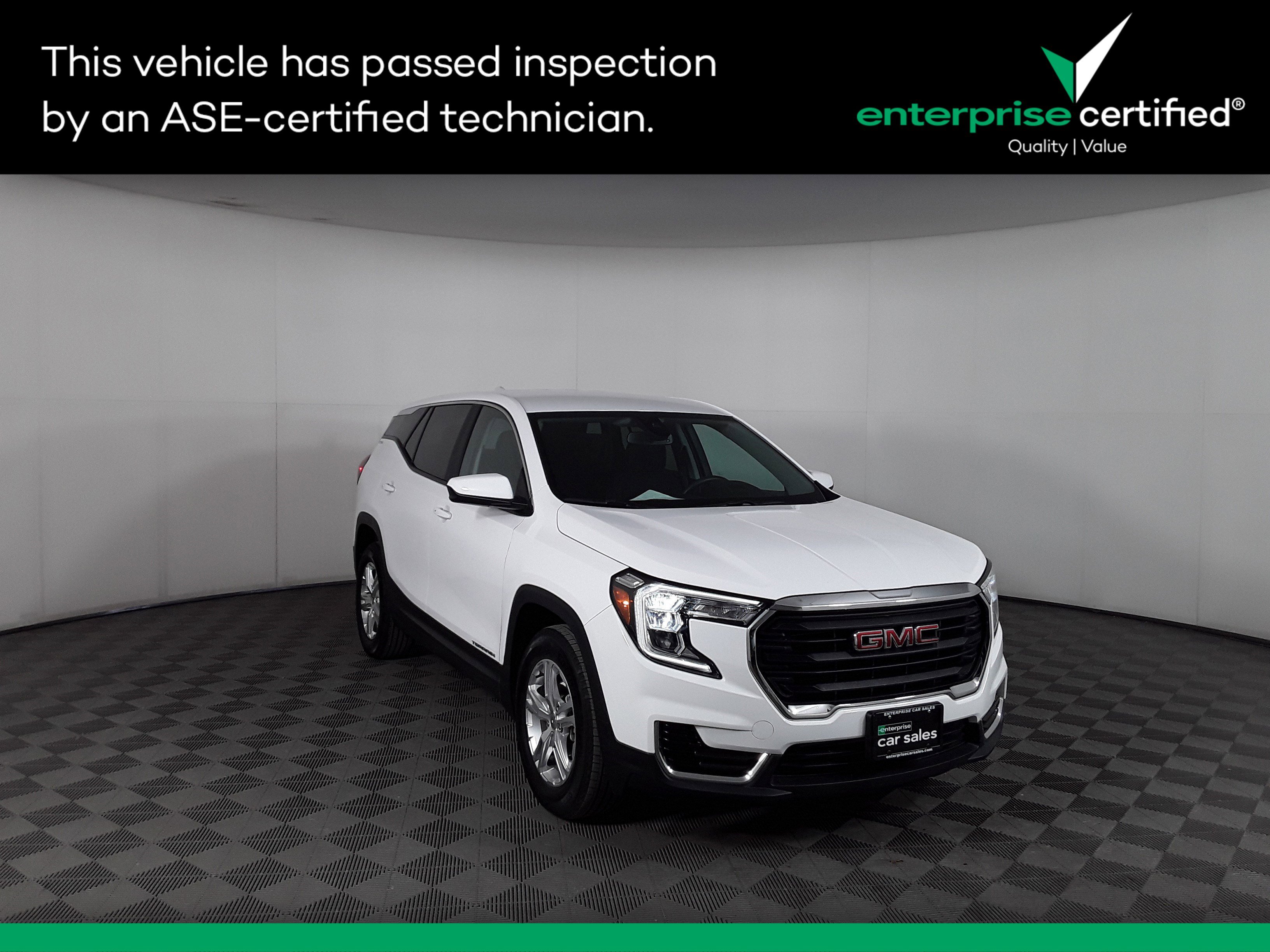 Used 2024 GMC Terrain FWD 4dr SLE