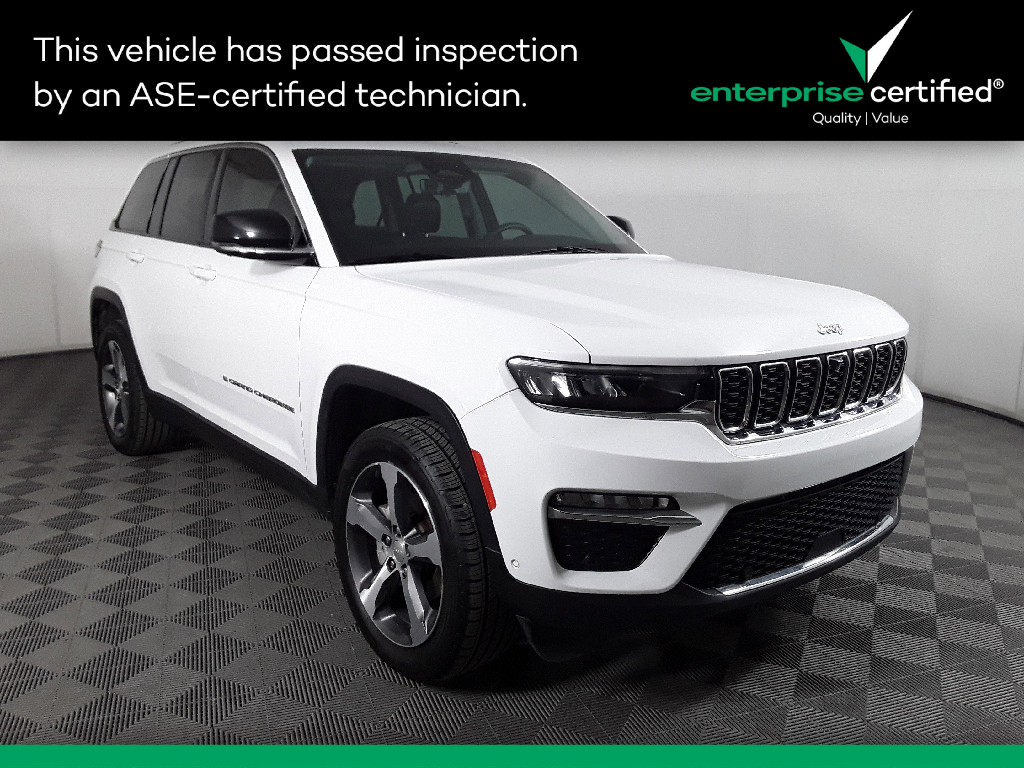 Used 2023 Jeep Grand Cherokee Limited 4x4
