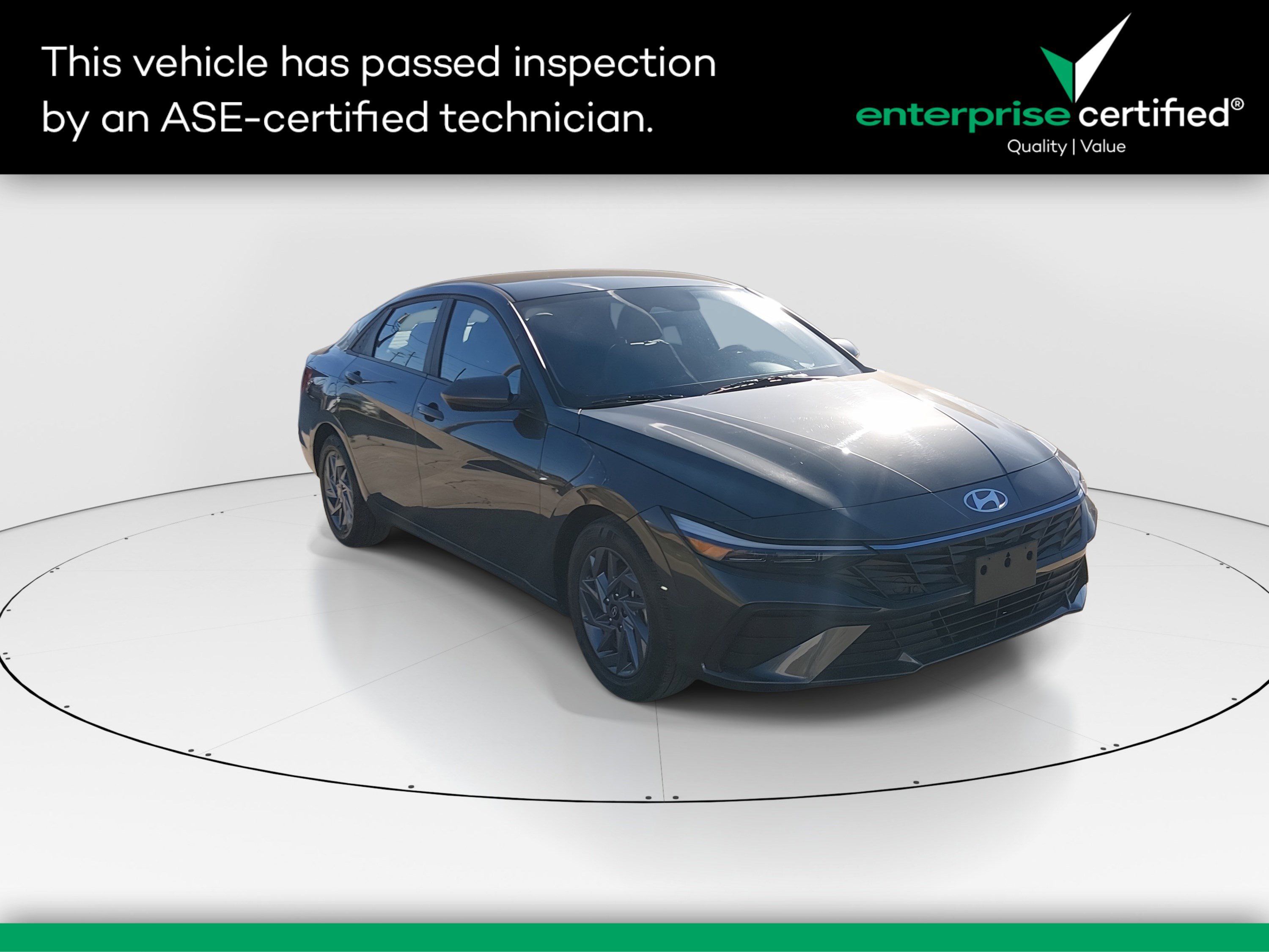 2024 Hyundai Elantra SEL's photo